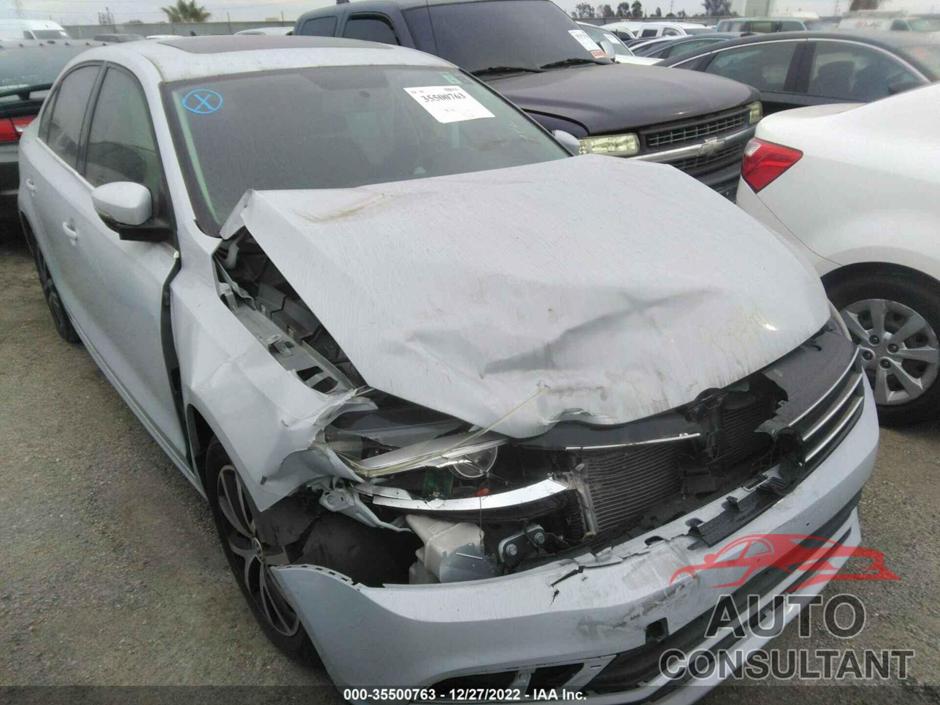 VOLKSWAGEN JETTA 2017 - 3VWDB7AJ6HM415101