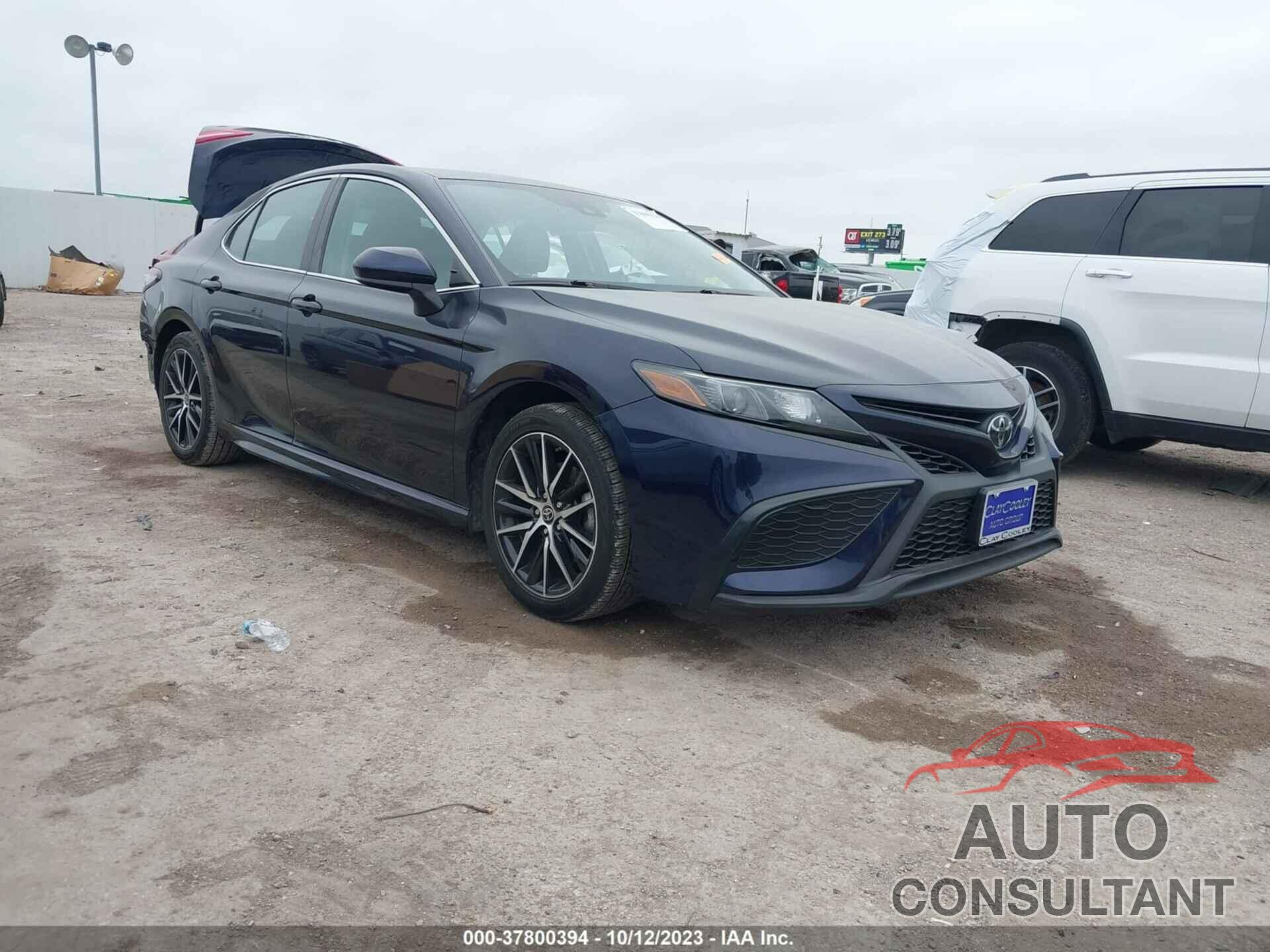 TOYOTA CAMRY 2021 - 4T1G11AK2MU585546