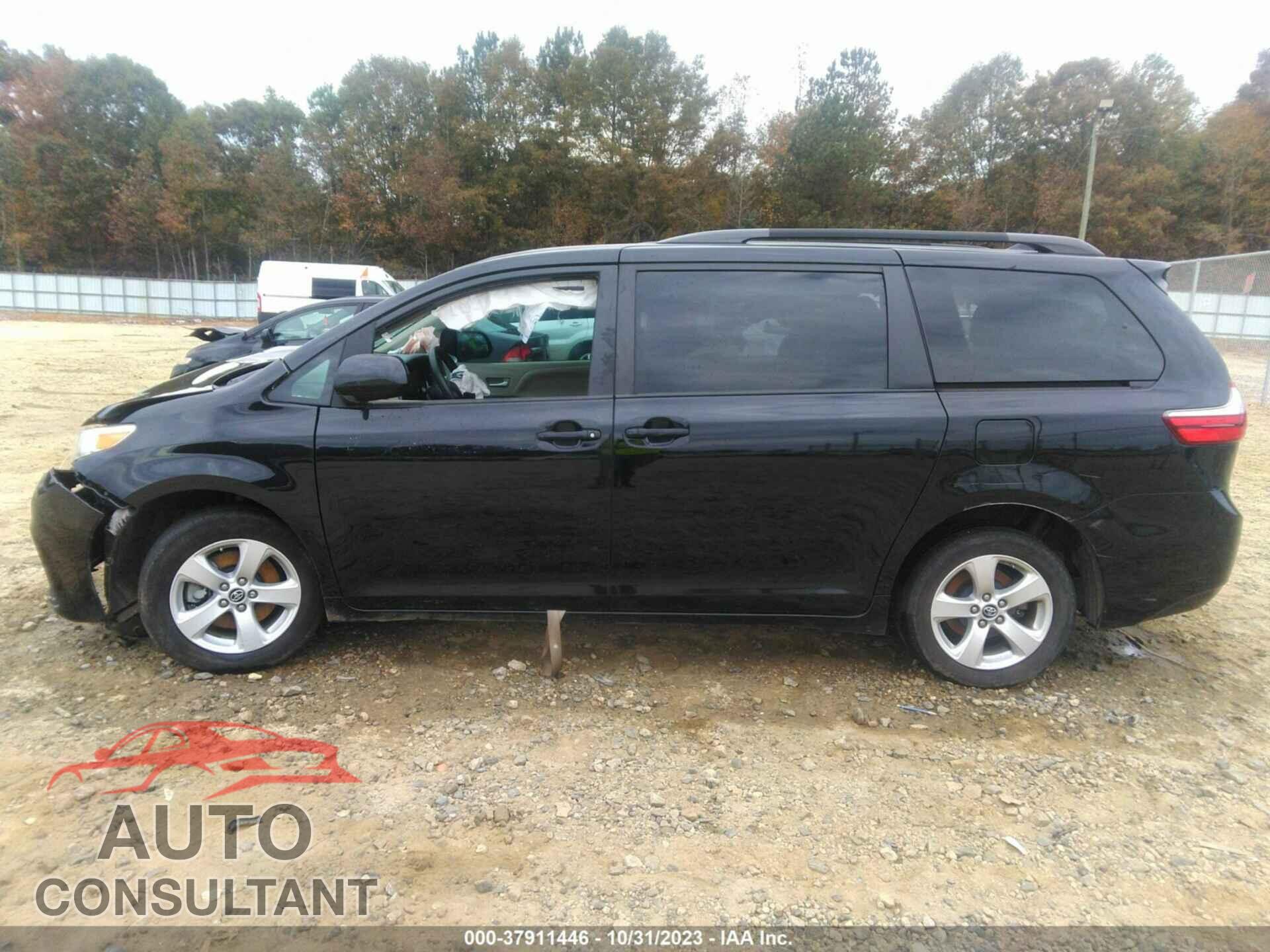 TOYOTA SIENNA 2019 - 5TDKZ3DC2KS993473