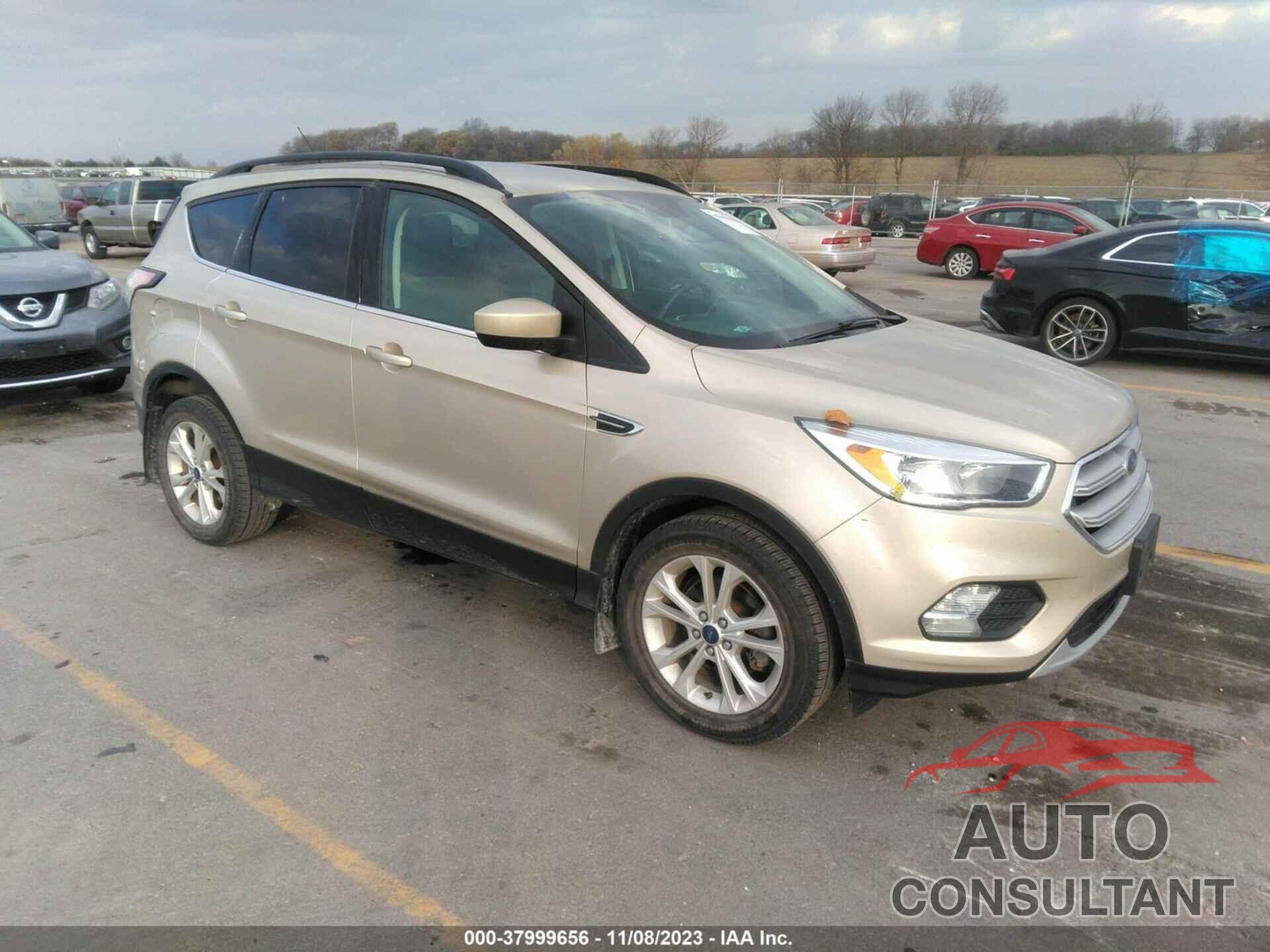 FORD ESCAPE 2018 - 1FMCU0GD6JUA80825