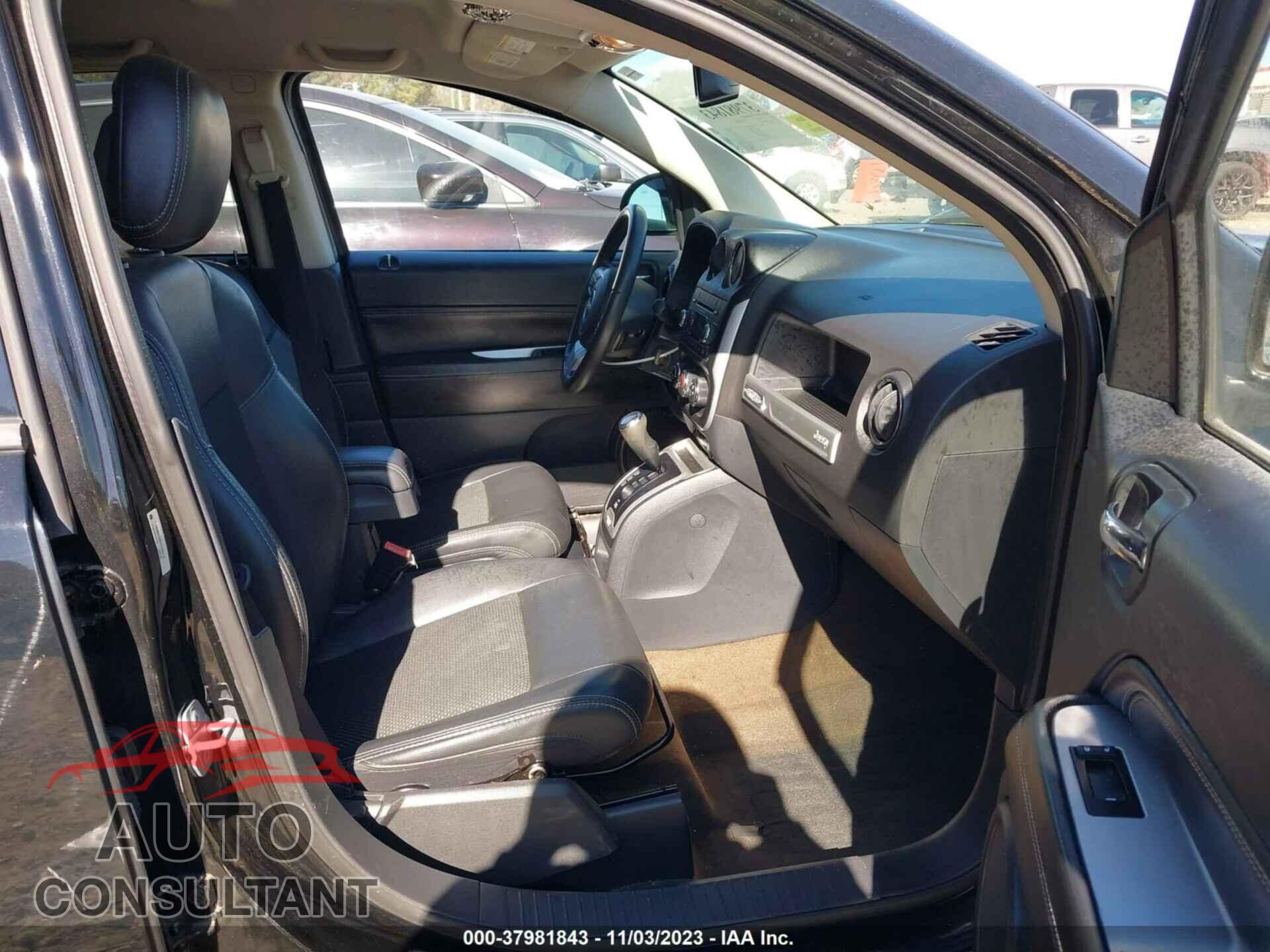 JEEP COMPASS 2015 - 1C4NJCEBXFD264178