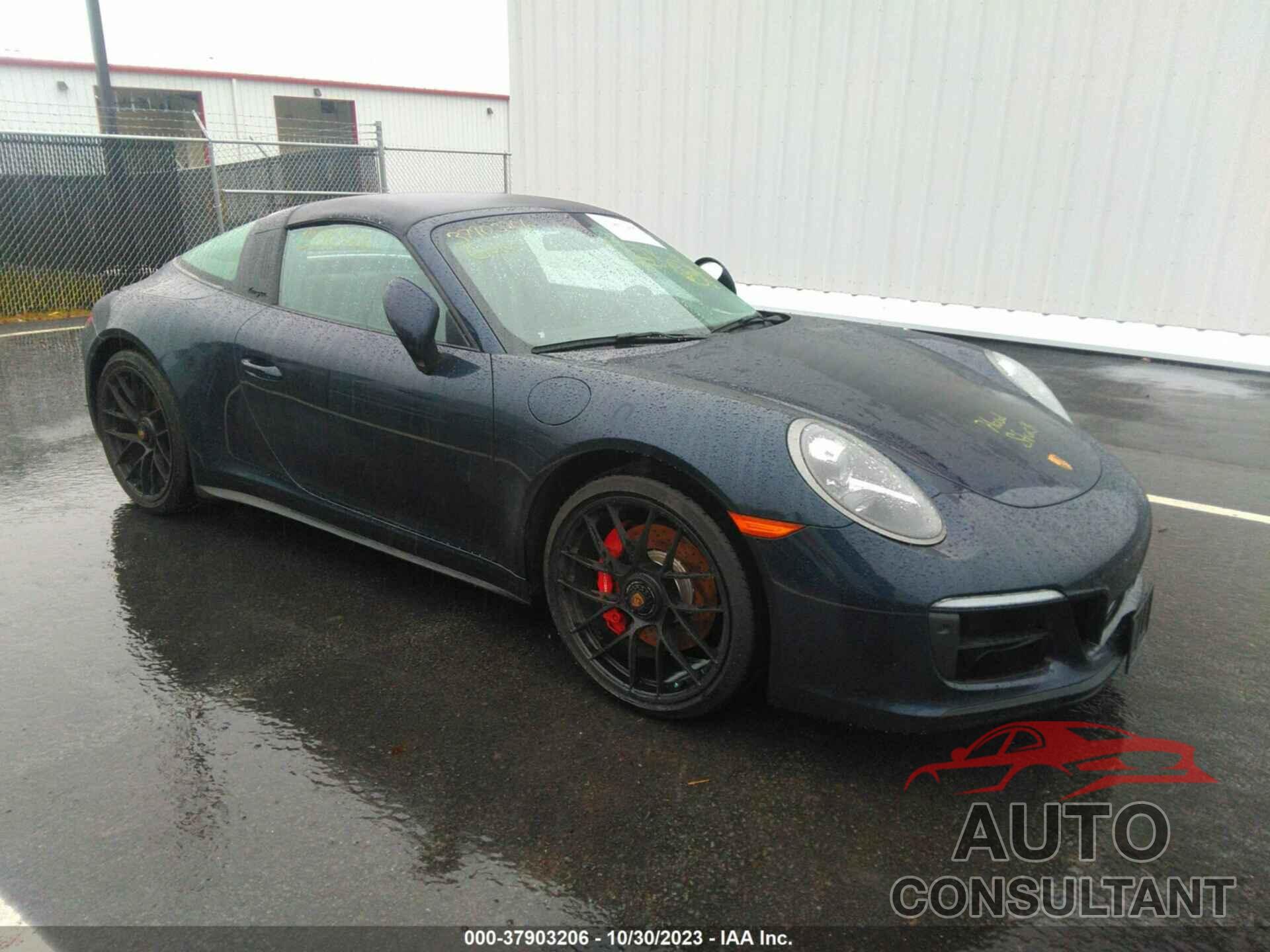 PORSCHE 911 2019 - WP0BB2A94KS126316