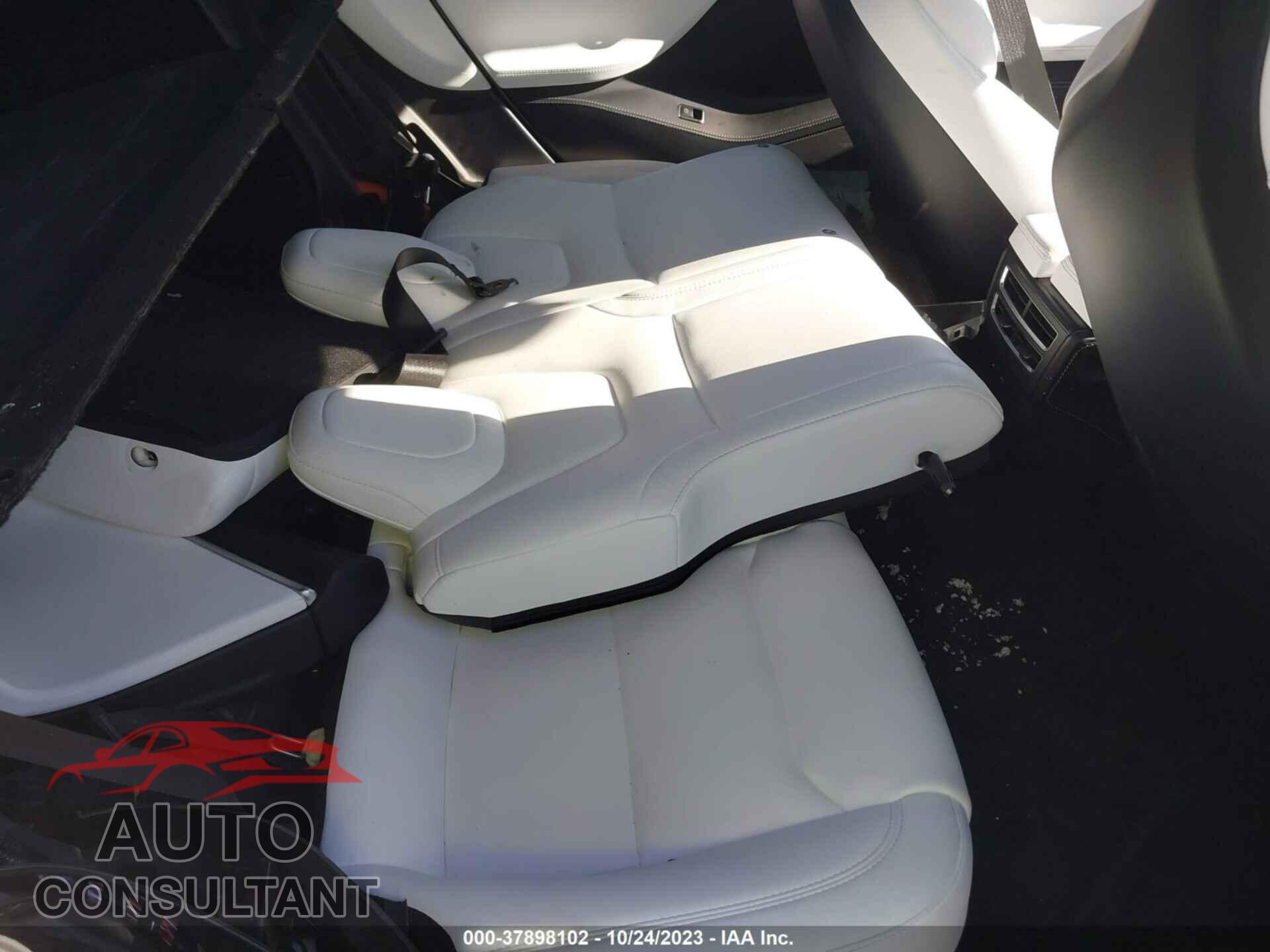 TESLA MODEL S 2017 - 5YJSA1E27HF217015