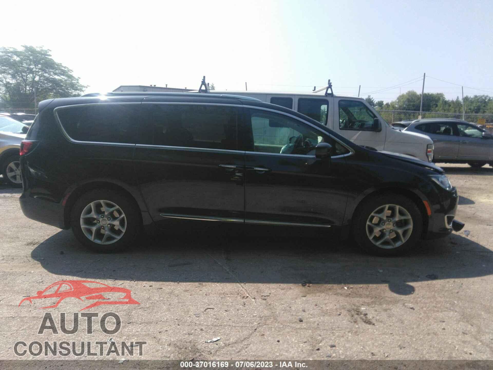 CHRYSLER PACIFICA 2017 - 2C4RC1EG7HR518439