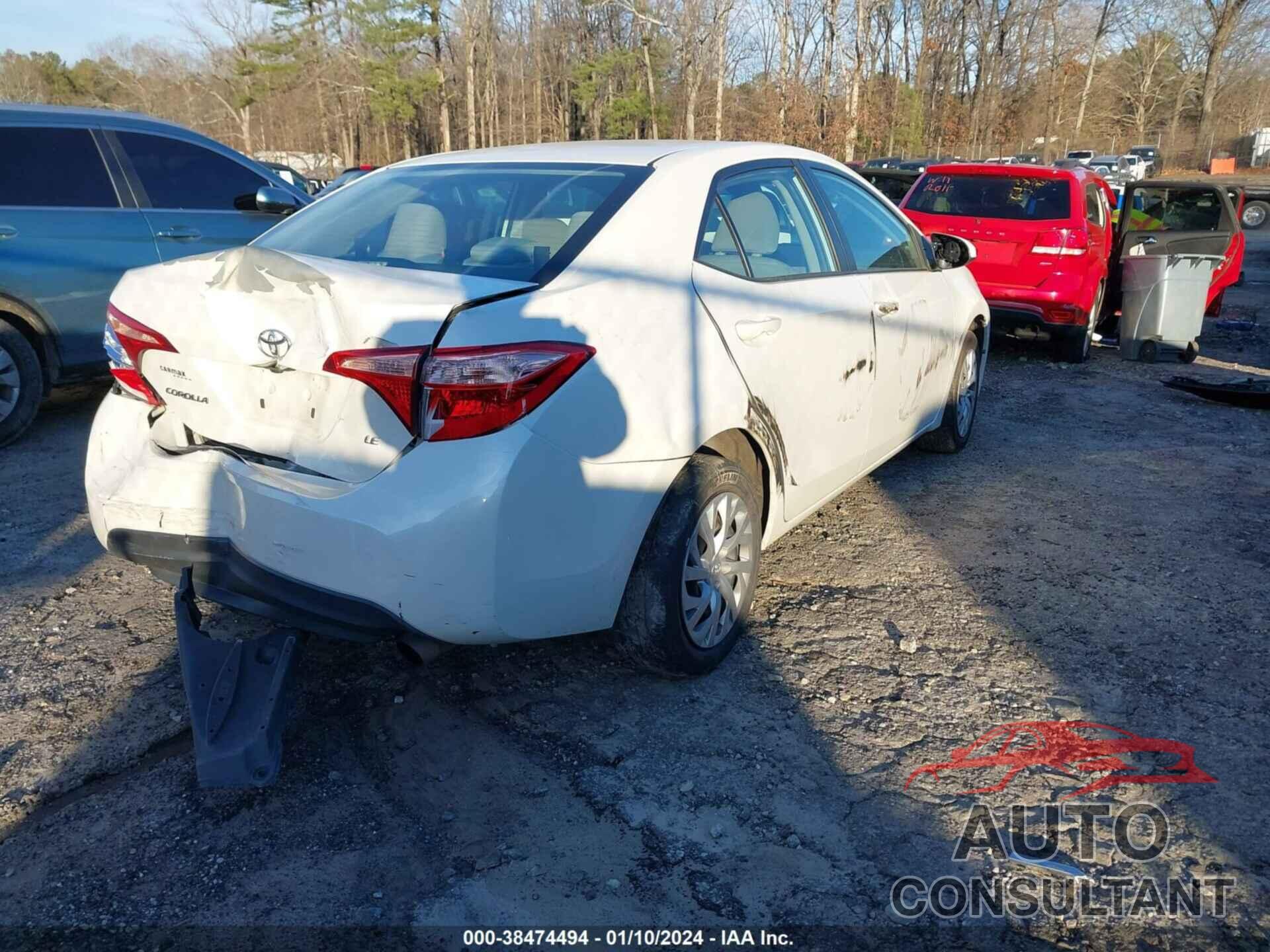 TOYOTA COROLLA 2018 - 5YFBURHE1JP828969