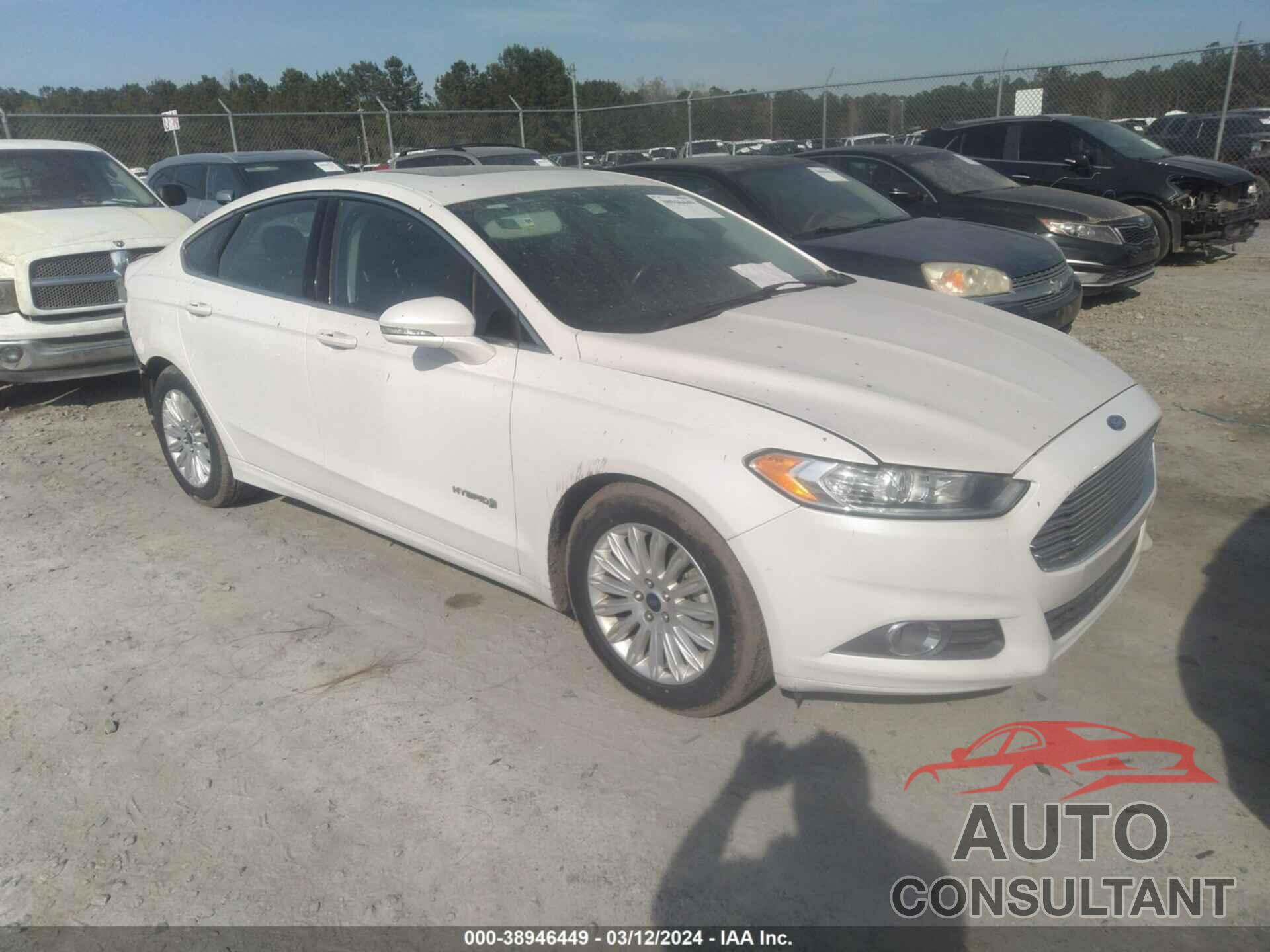 FORD FUSION HYBRID 2015 - 3FA6P0LU6FR101630