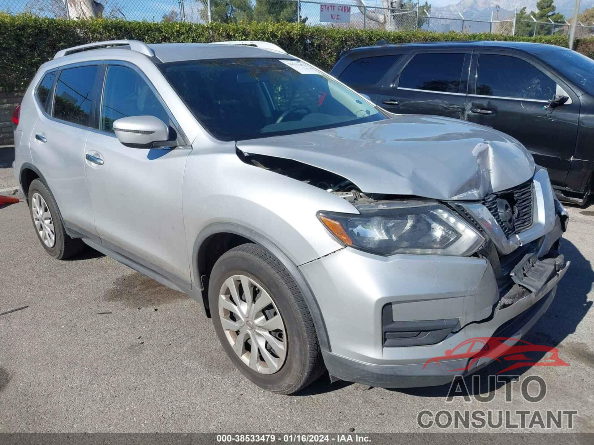 NISSAN ROGUE 2017 - KNMAT2MT6HP518290