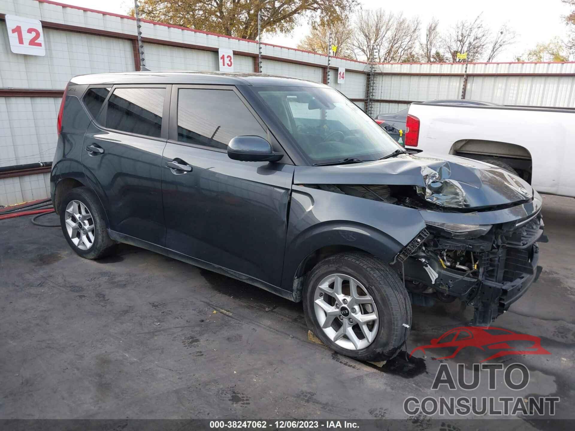 KIA SOUL 2020 - KNDJ23AU2L7721692