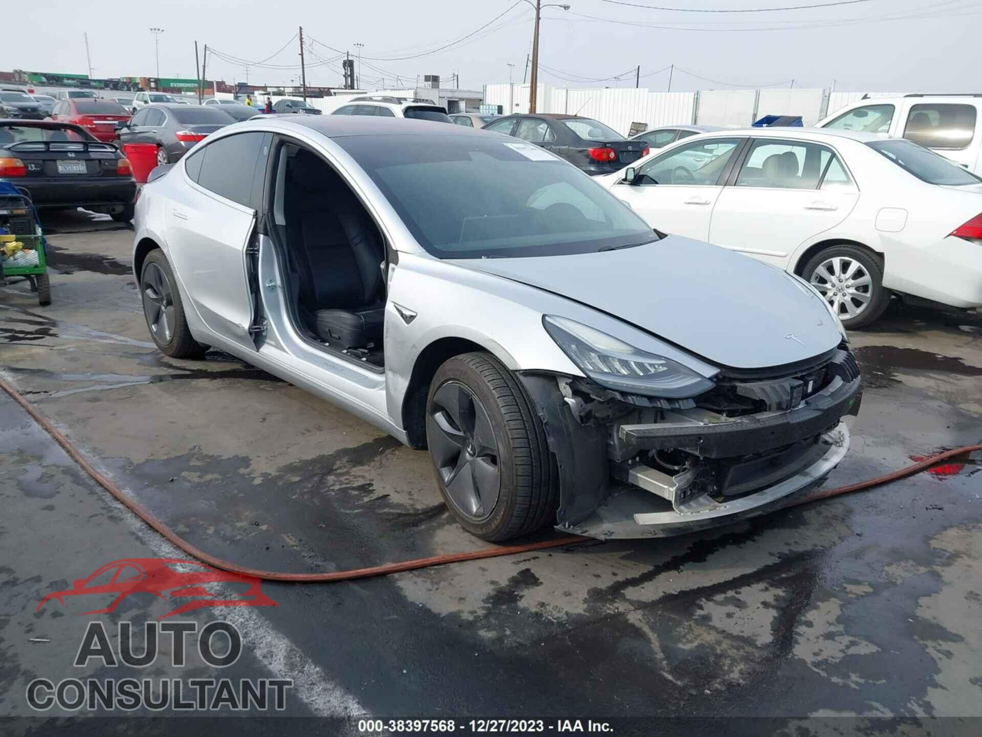 TESLA MODEL 3 2018 - 5YJ3E1EA8JF005200
