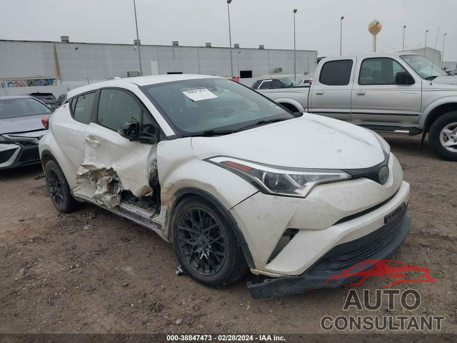 TOYOTA C-HR 2019 - JTNKHMBX0K1031115