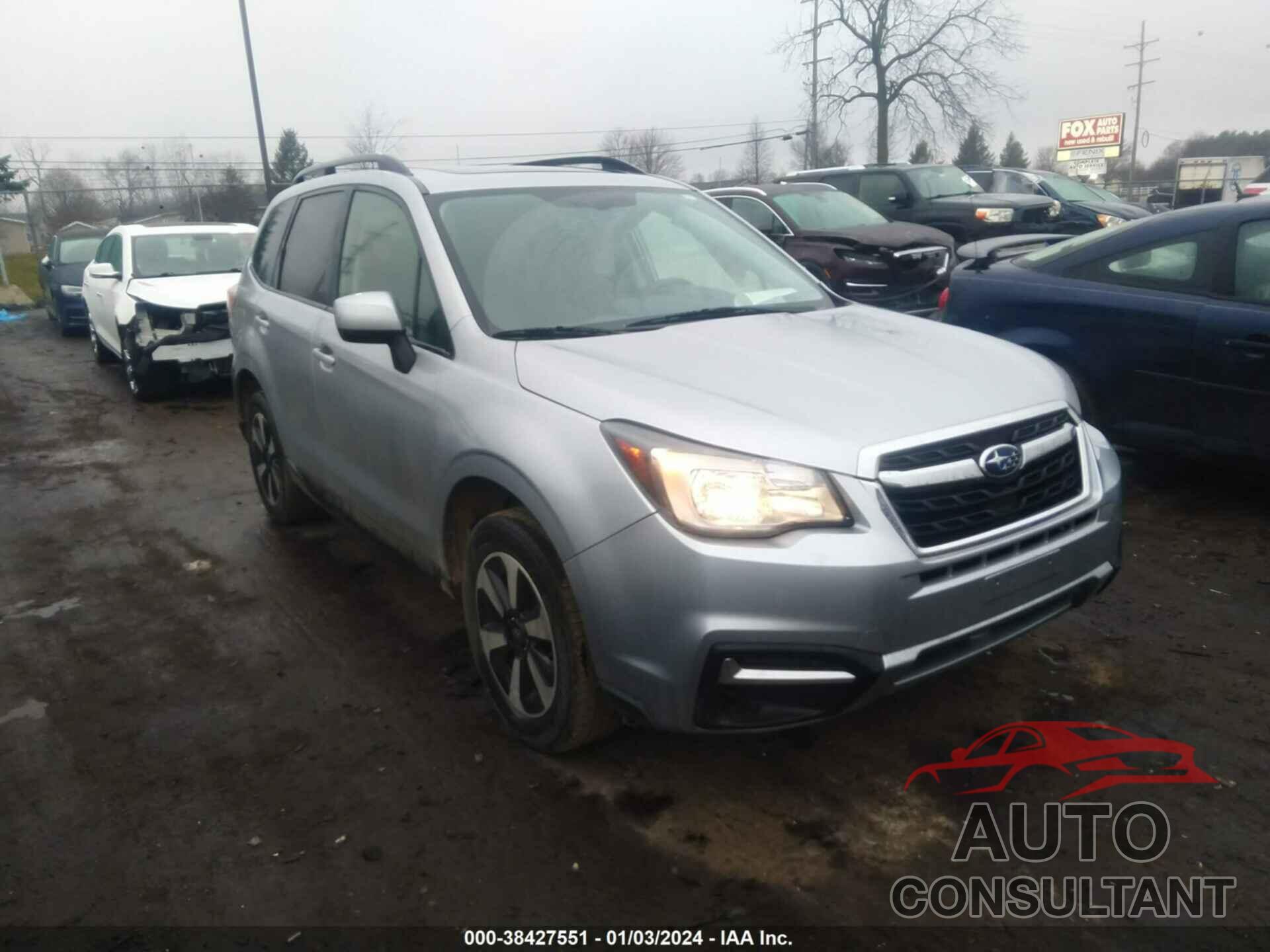 SUBARU FORESTER 2017 - JF2SJAECXHH526570