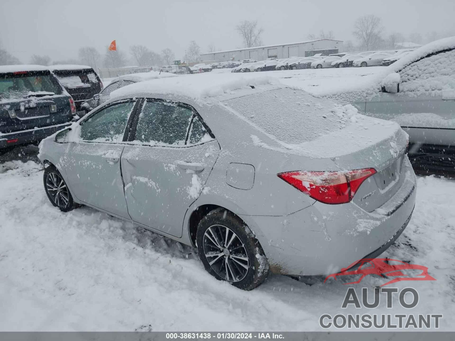 TOYOTA COROLLA 2017 - 5YFBURHE3HP618531