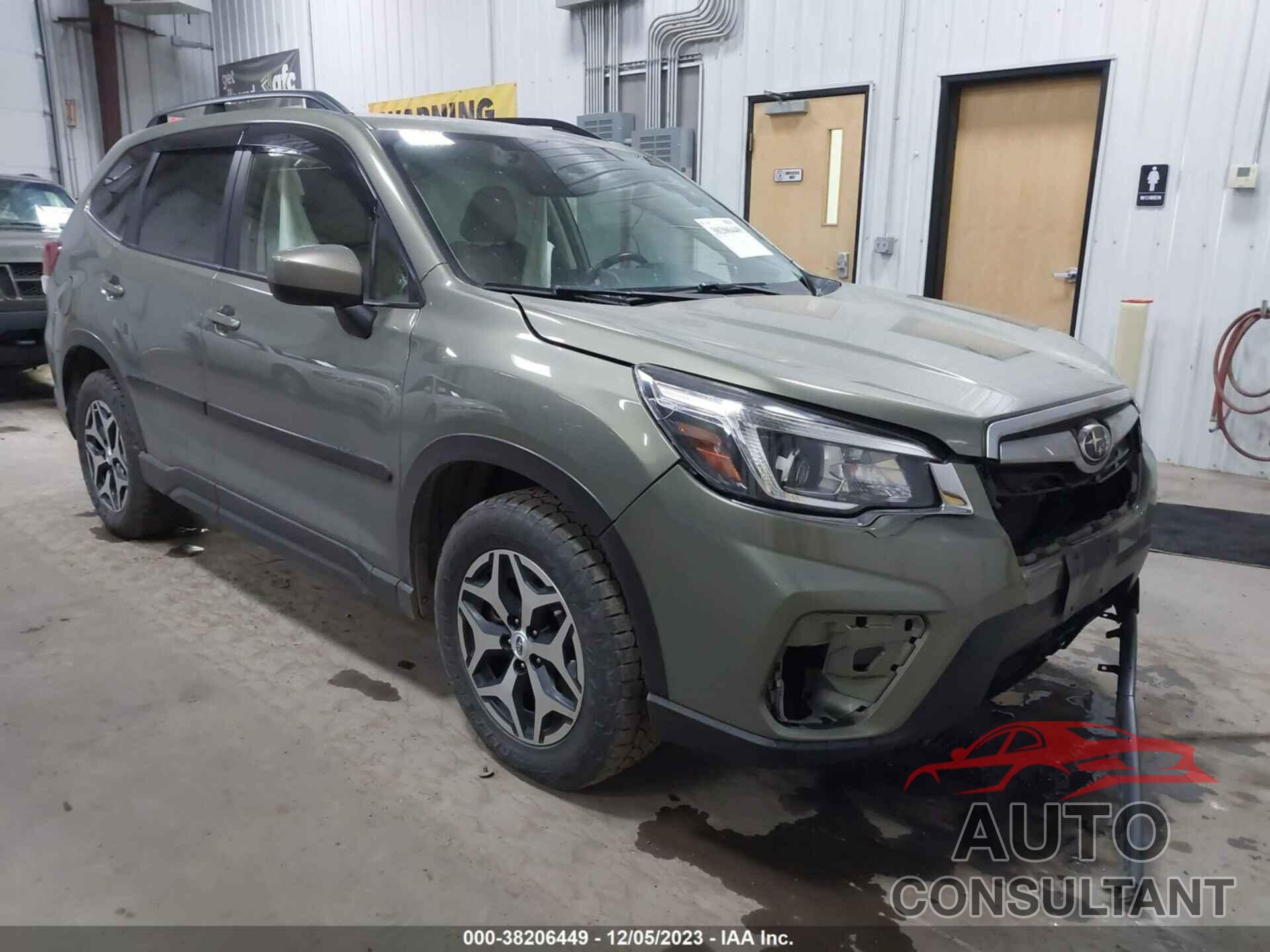 SUBARU FORESTER 2019 - JF2SKAEC4KH405599