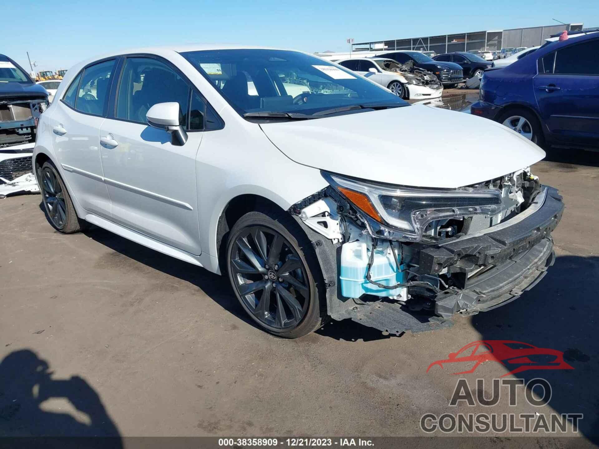 TOYOTA COROLLA 2023 - JTNC4MBE6P3205327