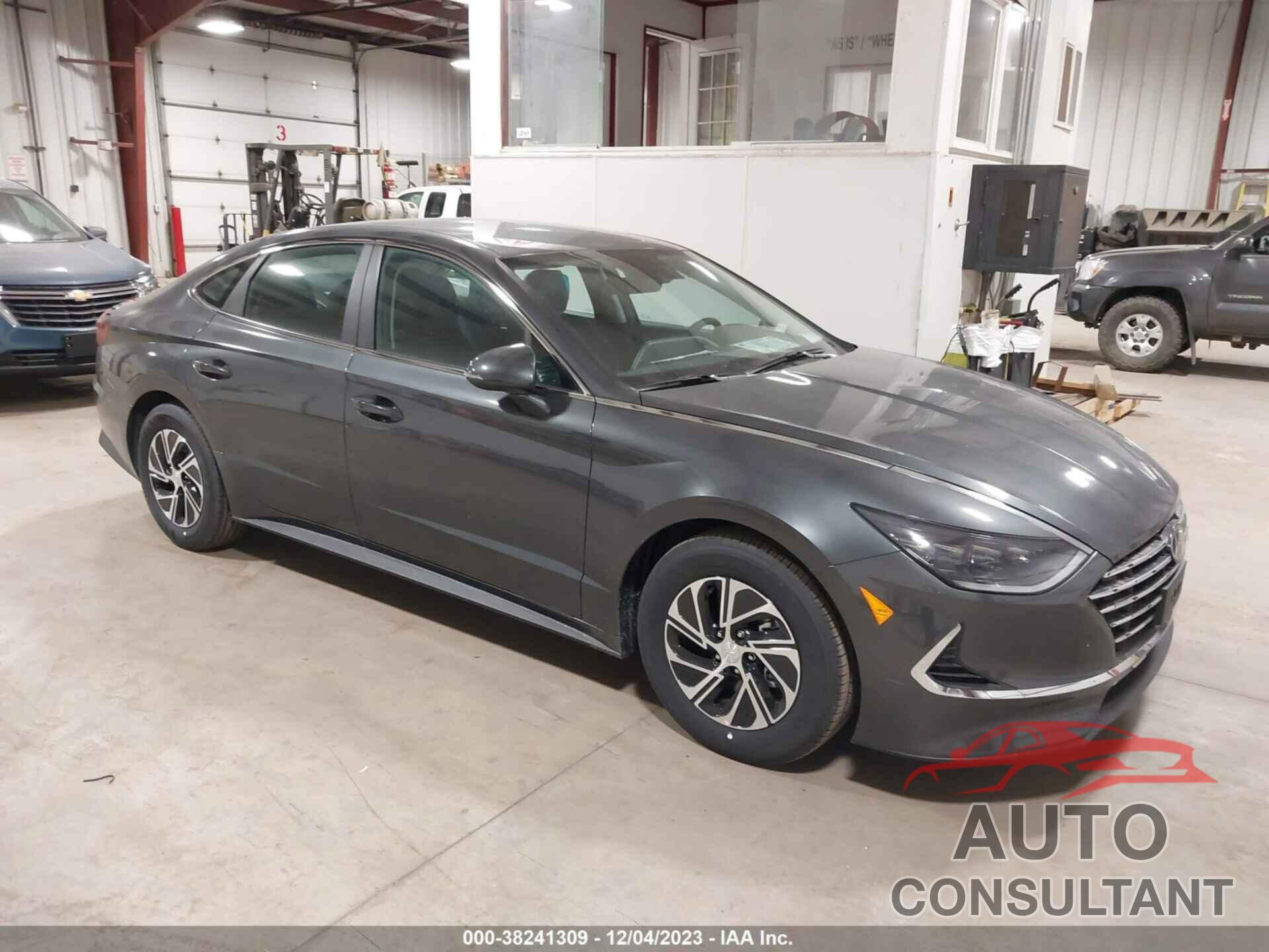 HYUNDAI SONATA HYBRID 2023 - KMHL24JJXPA074287