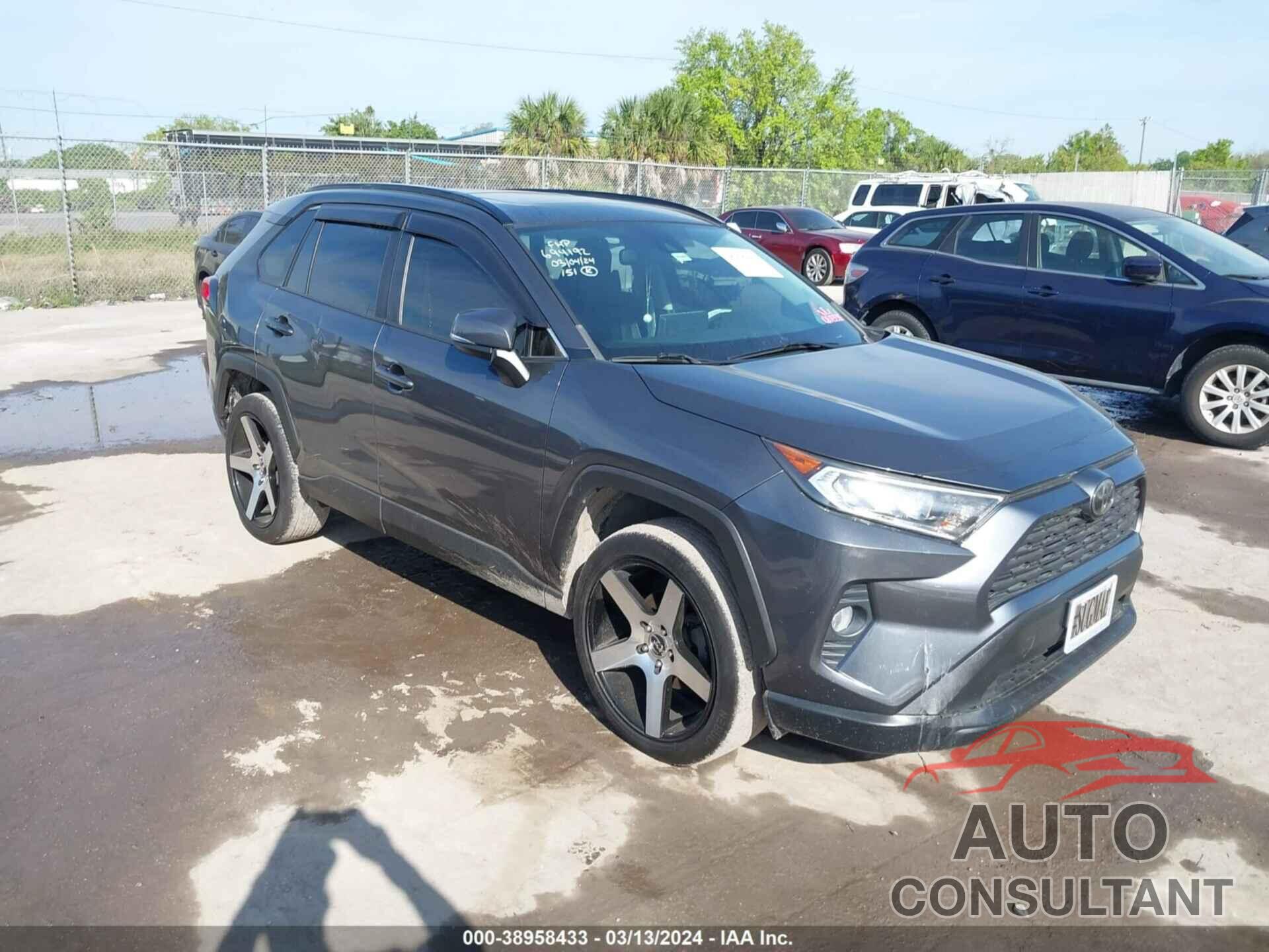 TOYOTA RAV4 2019 - JTMW1RFV2KD500137