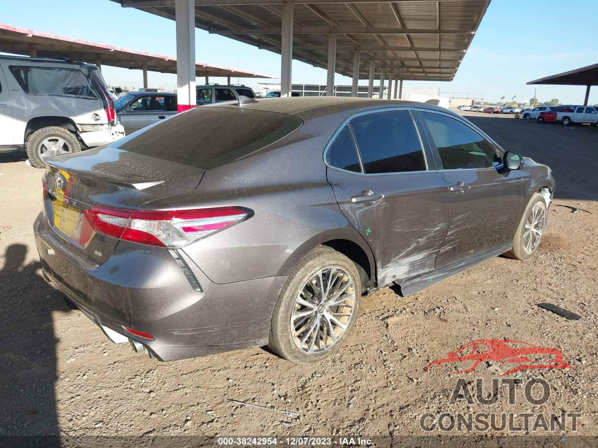 TOYOTA CAMRY 2020 - 4T1G11AK7LU352339