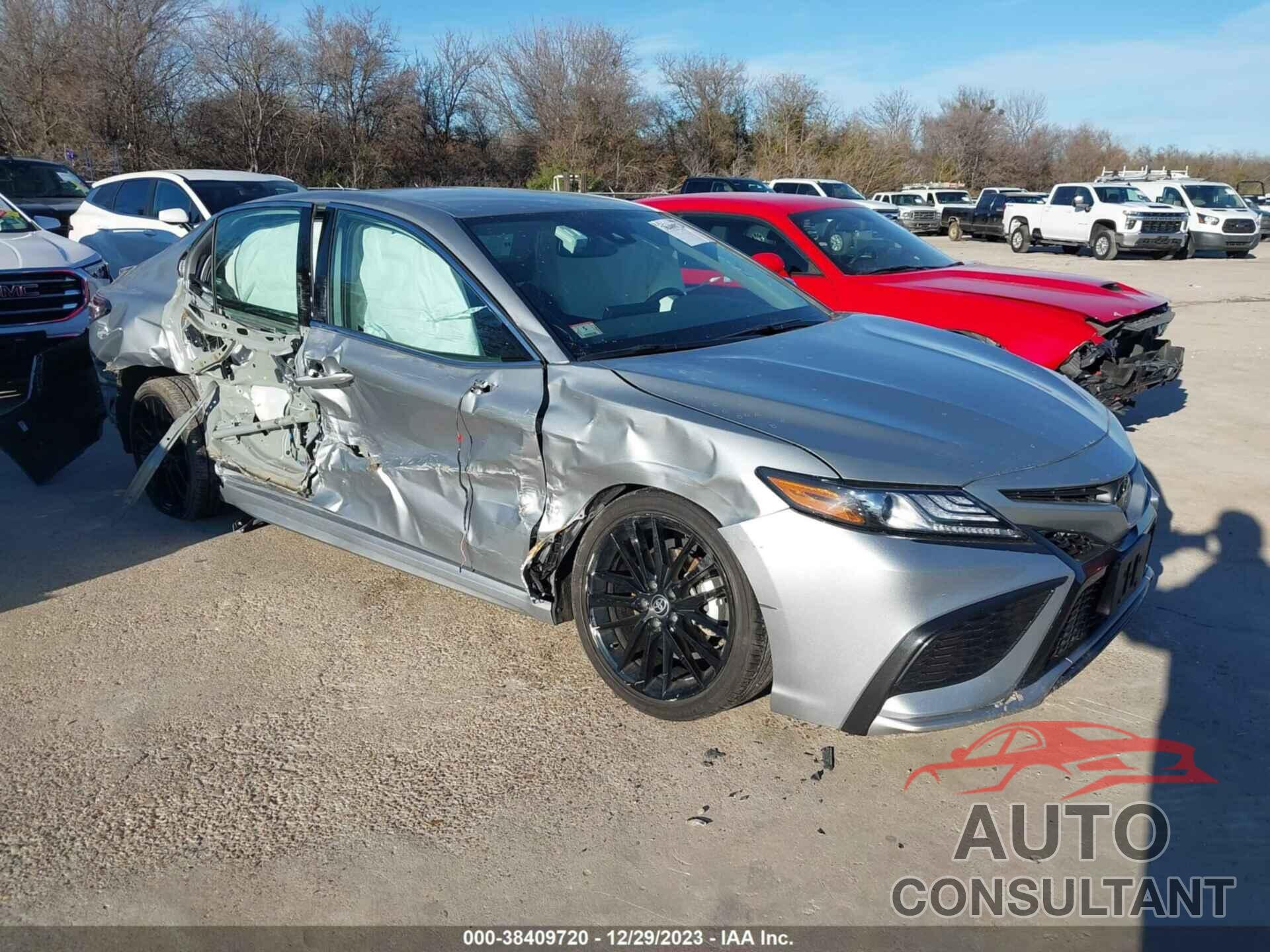 TOYOTA CAMRY 2023 - 4T1K61AK6PU162257
