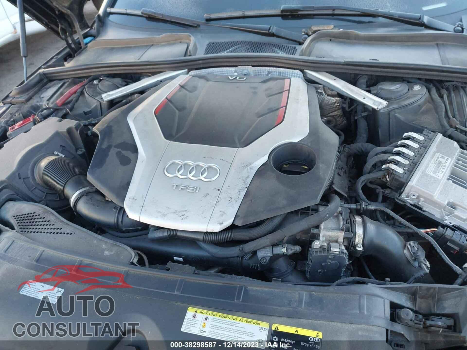 AUDI S4 2018 - WAUC4AF4XJA007743