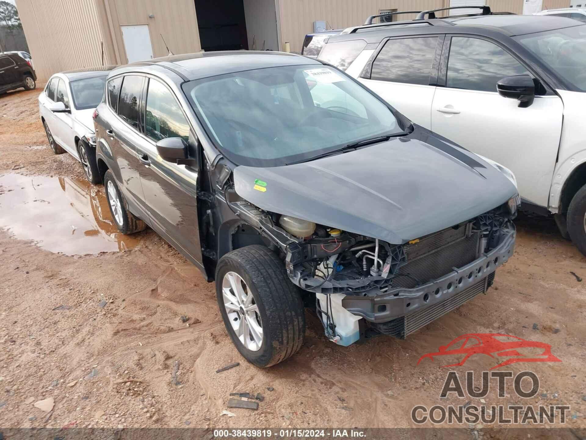 FORD ESCAPE 2019 - 1FMCU9G99KUB07436