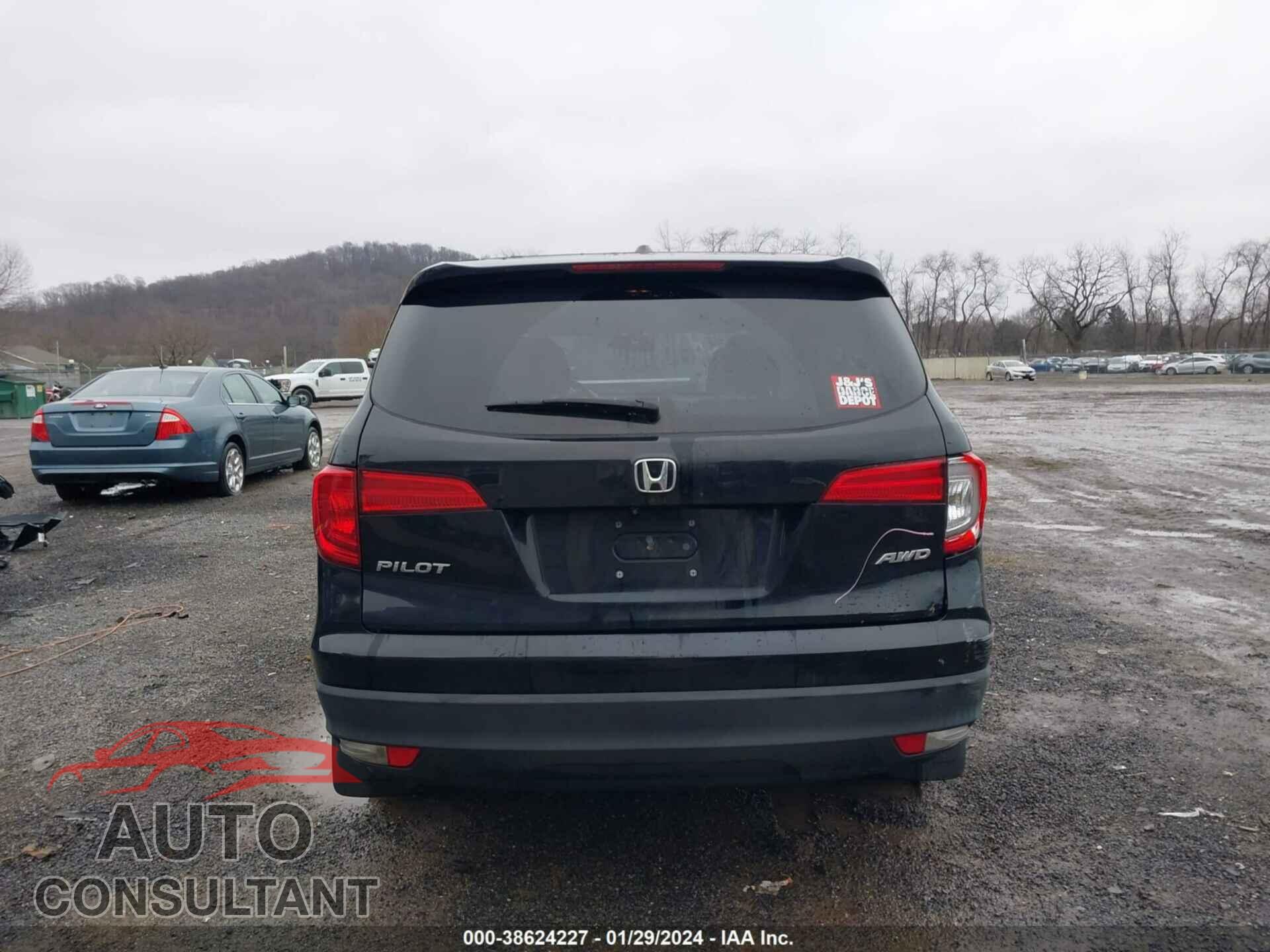 HONDA PILOT 2017 - 5FNYF6H53HB037335