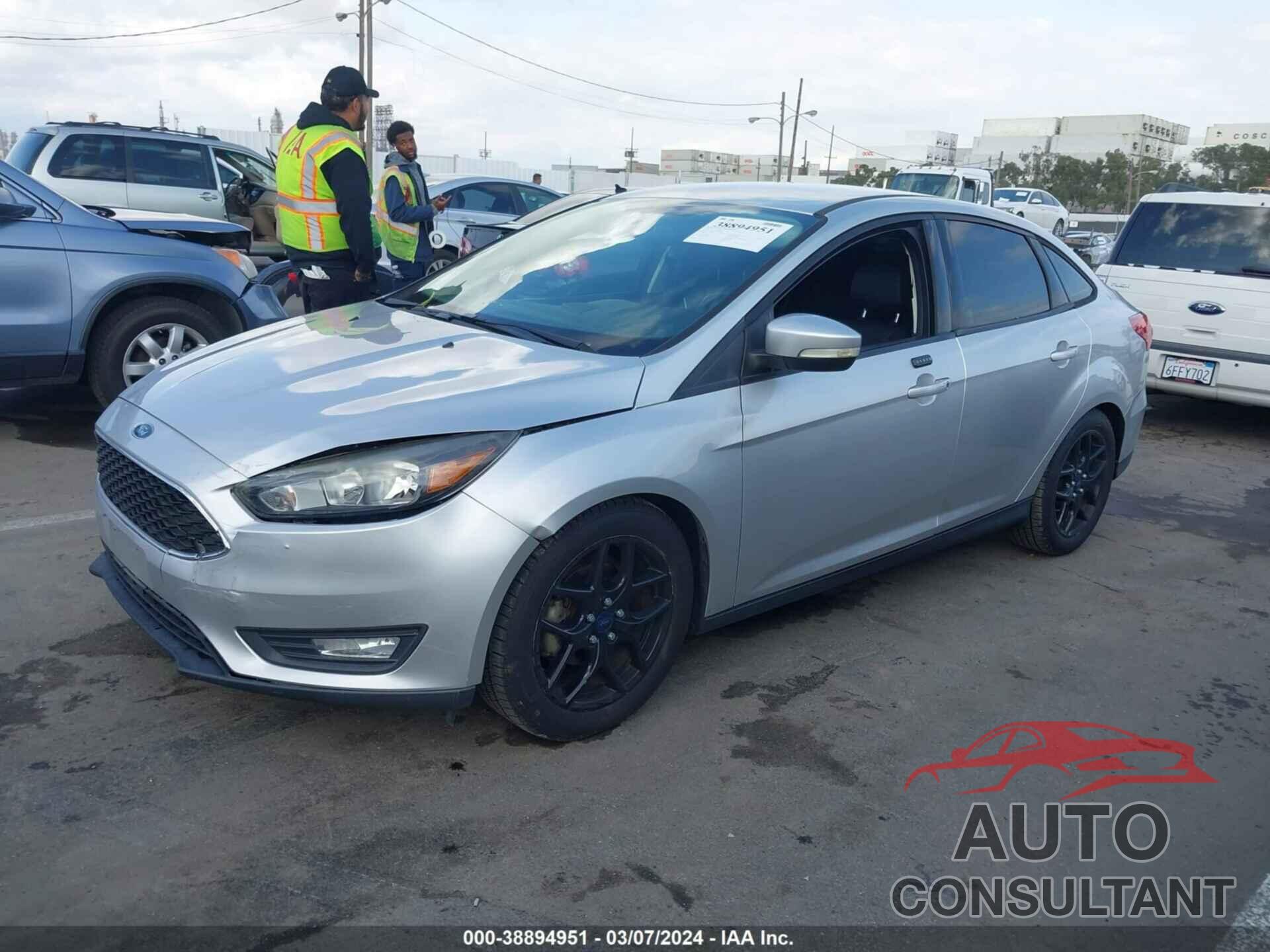 FORD FOCUS 2016 - 1FADP3F25GL225505