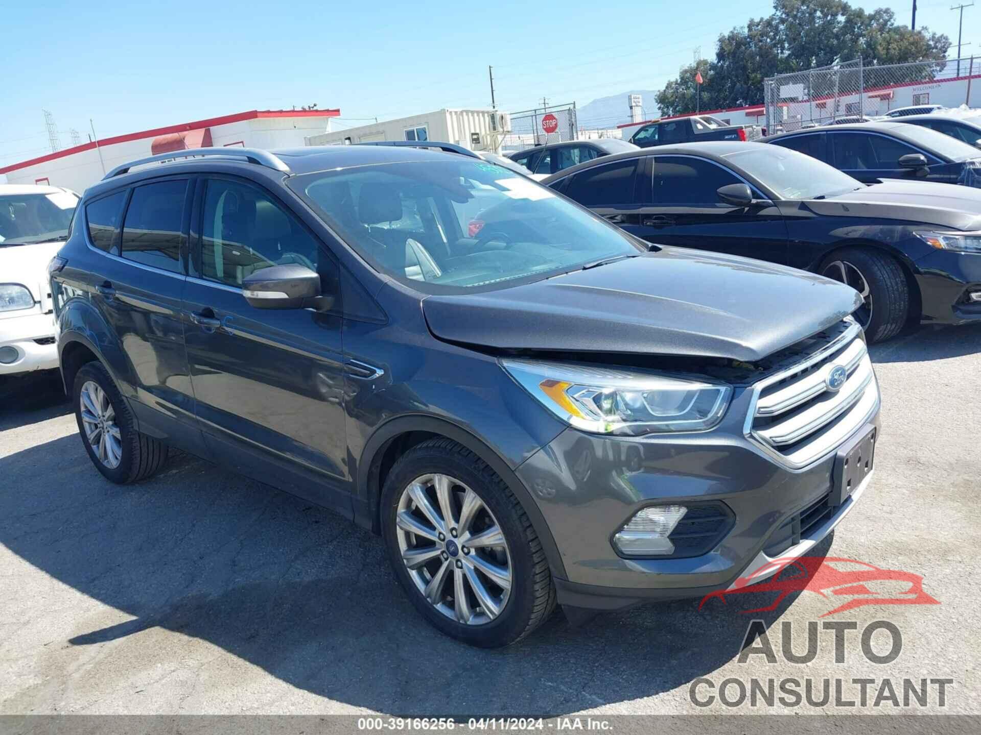 FORD ESCAPE 2017 - 1FMCU0J99HUE73880