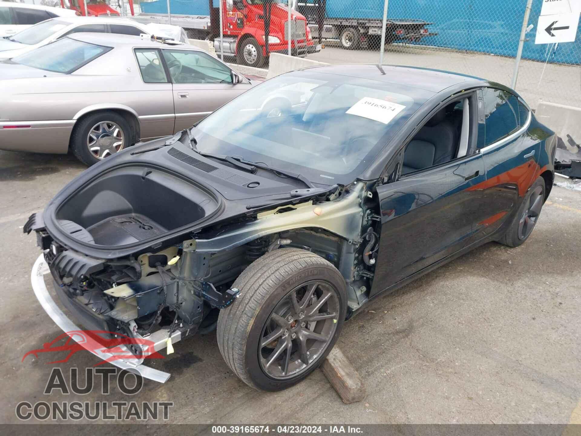 TESLA MODEL 3 2018 - 5YJ3E1EBXJF099136
