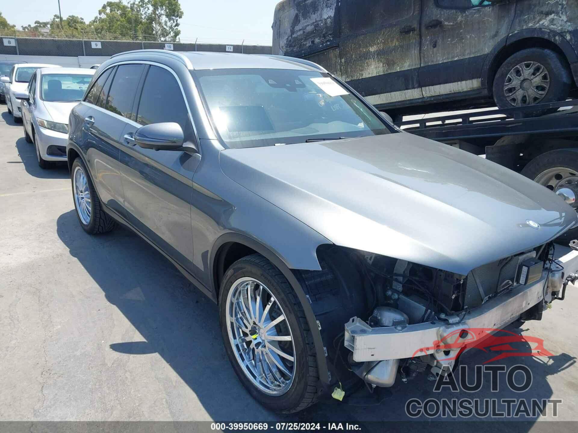 MERCEDES-BENZ GLC 300 2016 - WDC0G4JB0GF071204