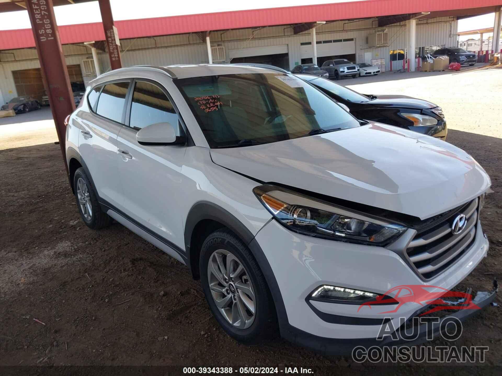 HYUNDAI TUCSON 2018 - KM8J33A42JU630655