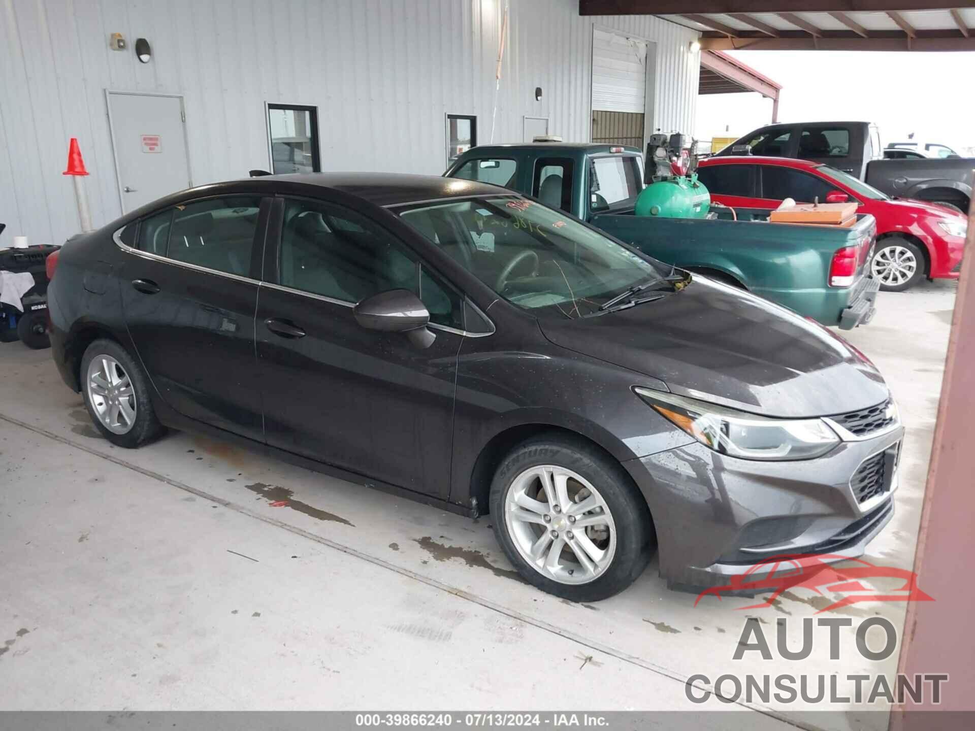 CHEVROLET CRUZE 2017 - 1G1BE5SMXH7215226