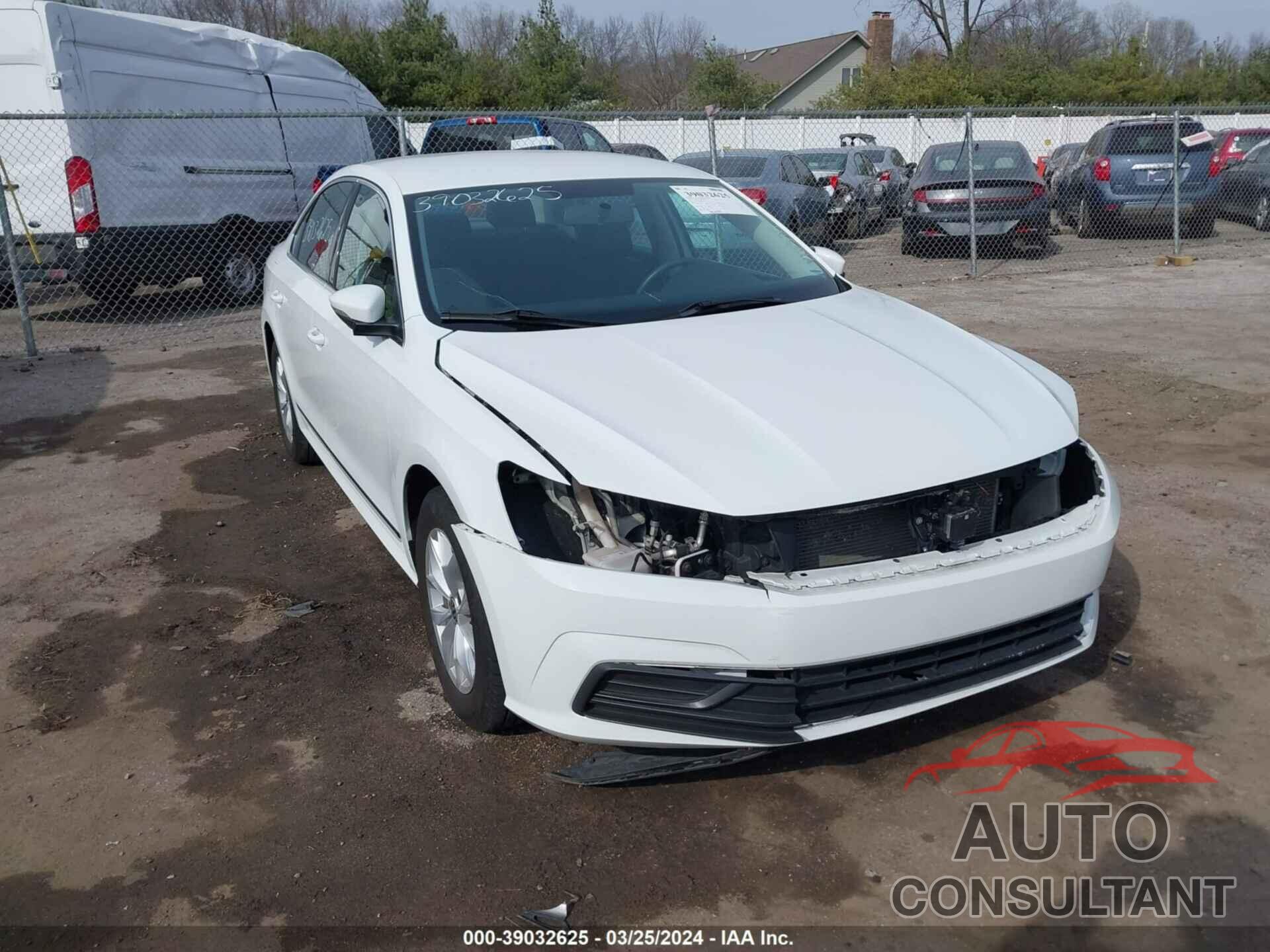 VOLKSWAGEN PASSAT 2017 - 1VWAT7A38HC072391