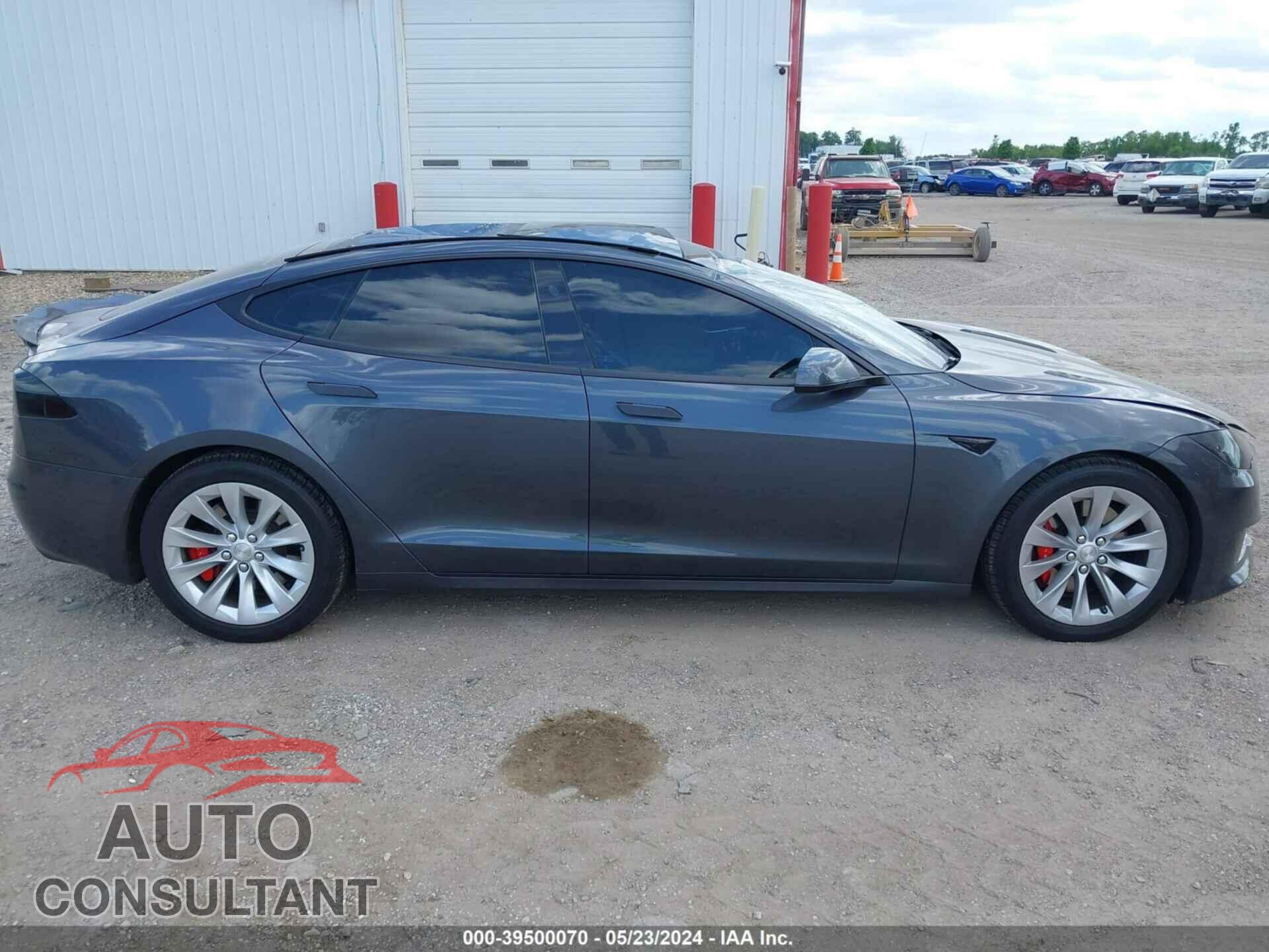 TESLA MODEL S 2017 - 5YJSA1E27HF188020