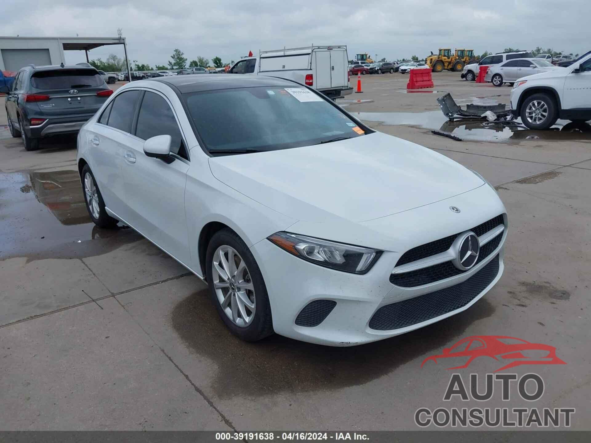 MERCEDES-BENZ A 220 2020 - W1K3G4EB2LJ204524