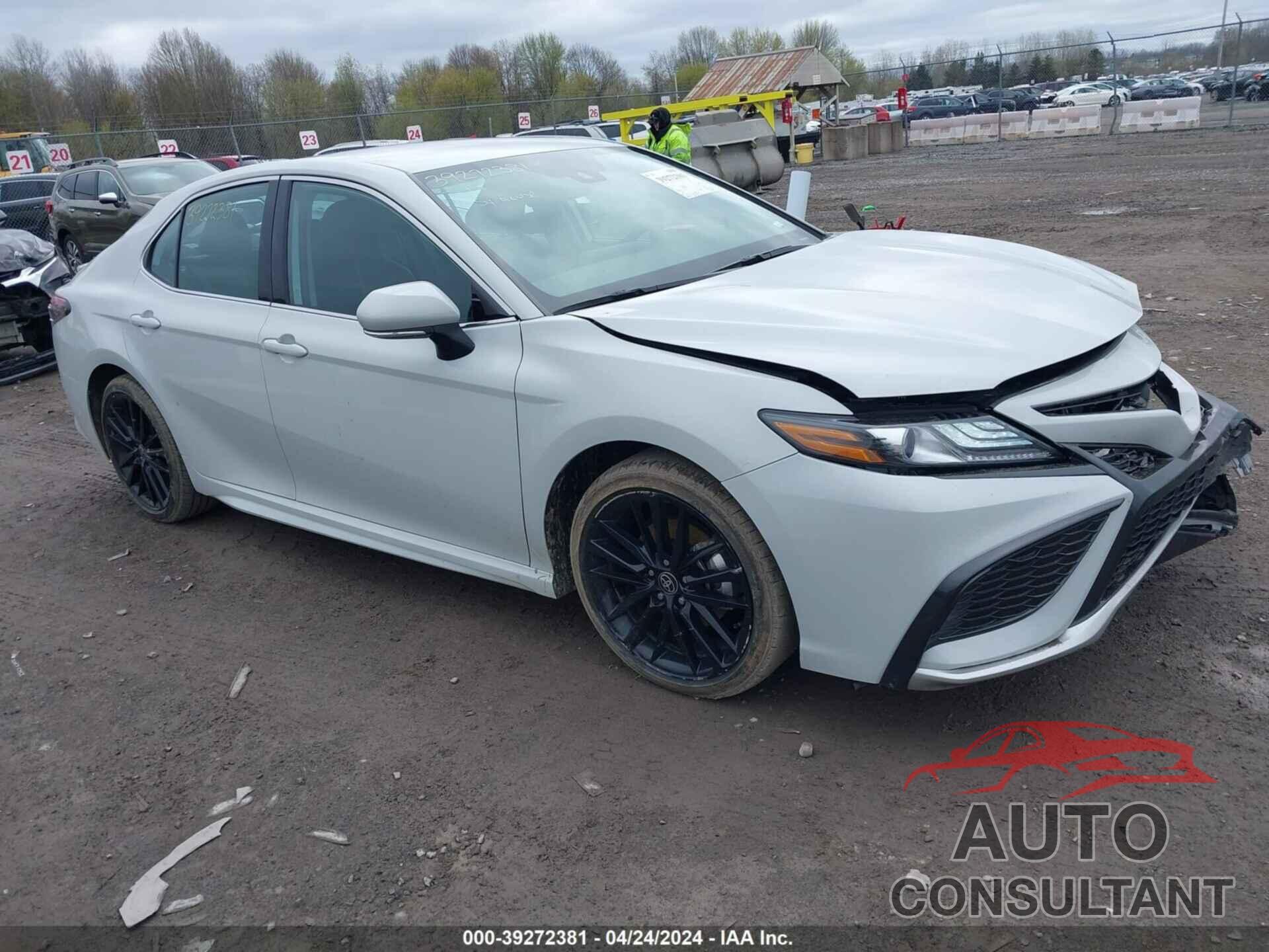 TOYOTA CAMRY 2023 - 4T1K61AK2PU160599