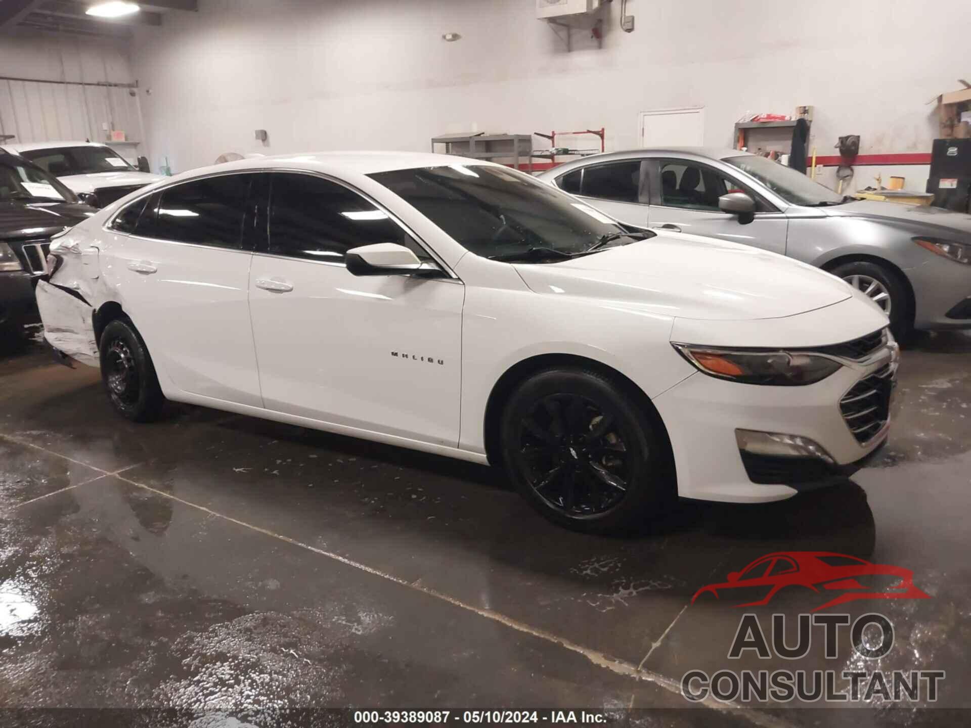 CHEVROLET MALIBU 2020 - 1G1ZD5ST3LF118392