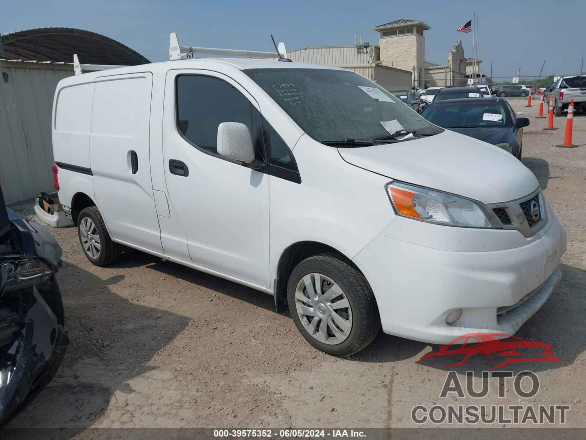 NISSAN NV200 2017 - 3N6CM0KNXHK716397