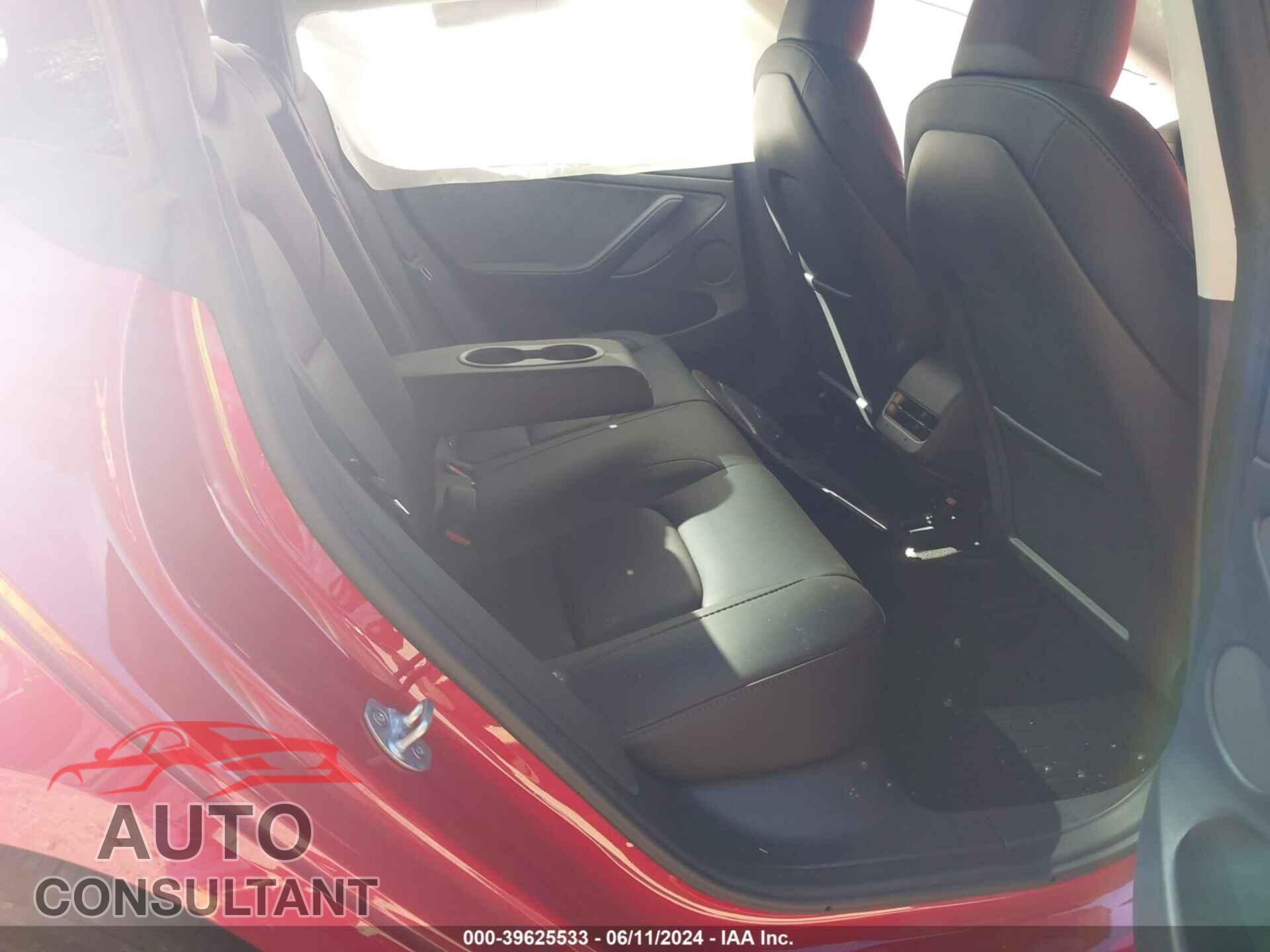 TESLA MODEL 3 2023 - 5YJ3E1EA3PF643248