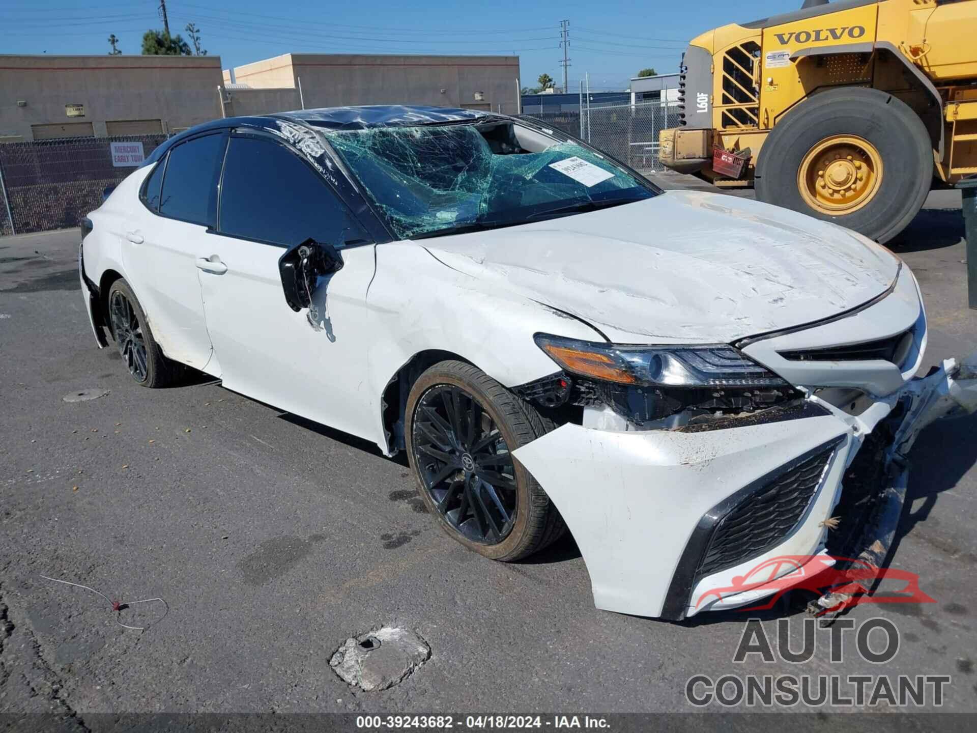 TOYOTA CAMRY 2022 - 4T1K31AK5NU044562
