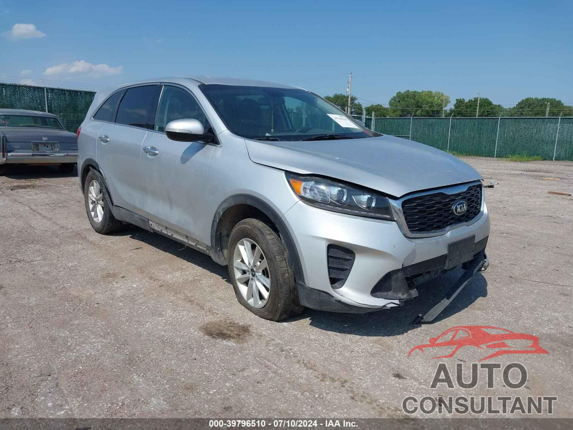KIA SORENTO 2019 - 5XYPG4A33KG452936