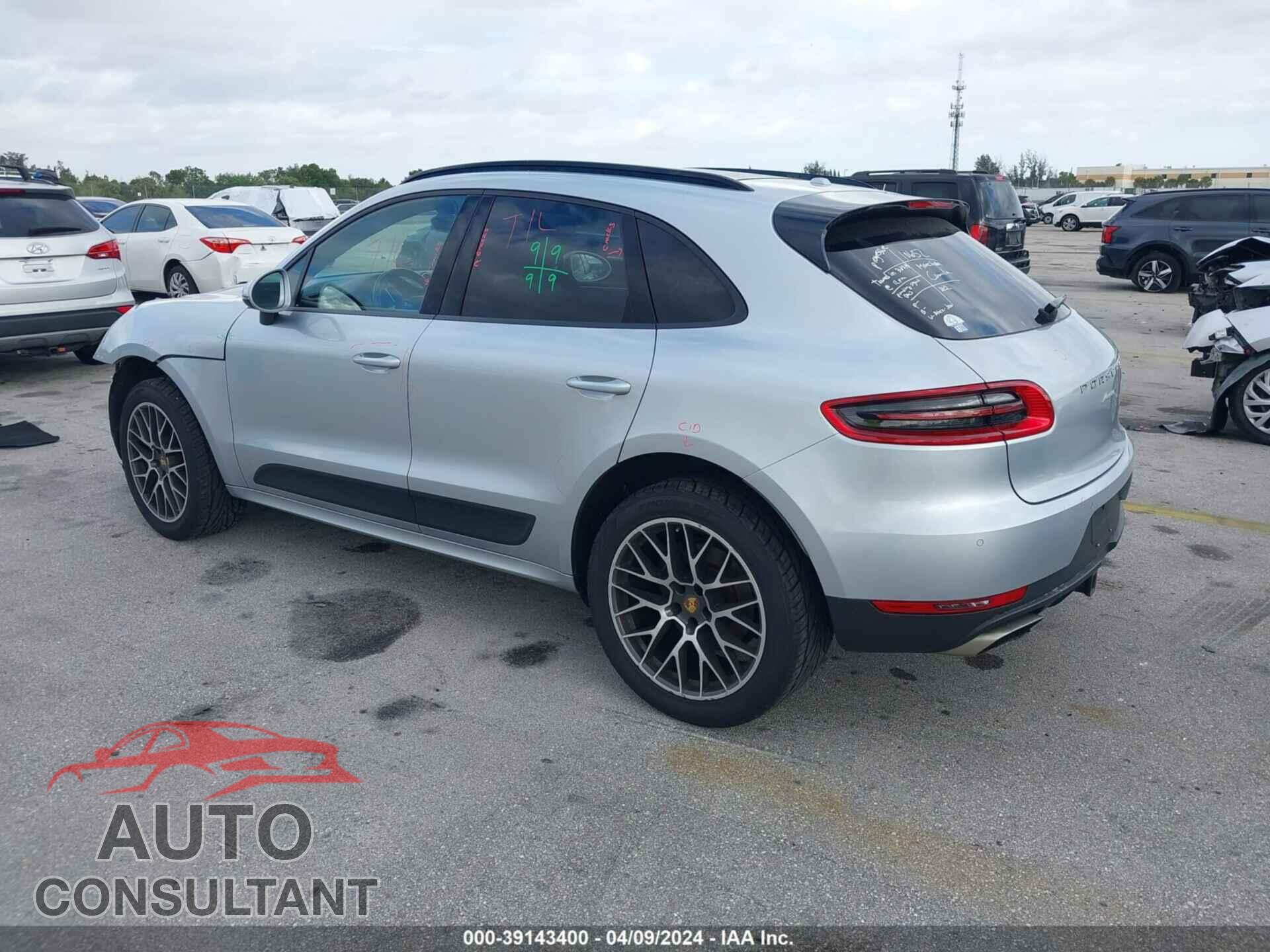 PORSCHE MACAN 2017 - WP1AA2A54HLB08489