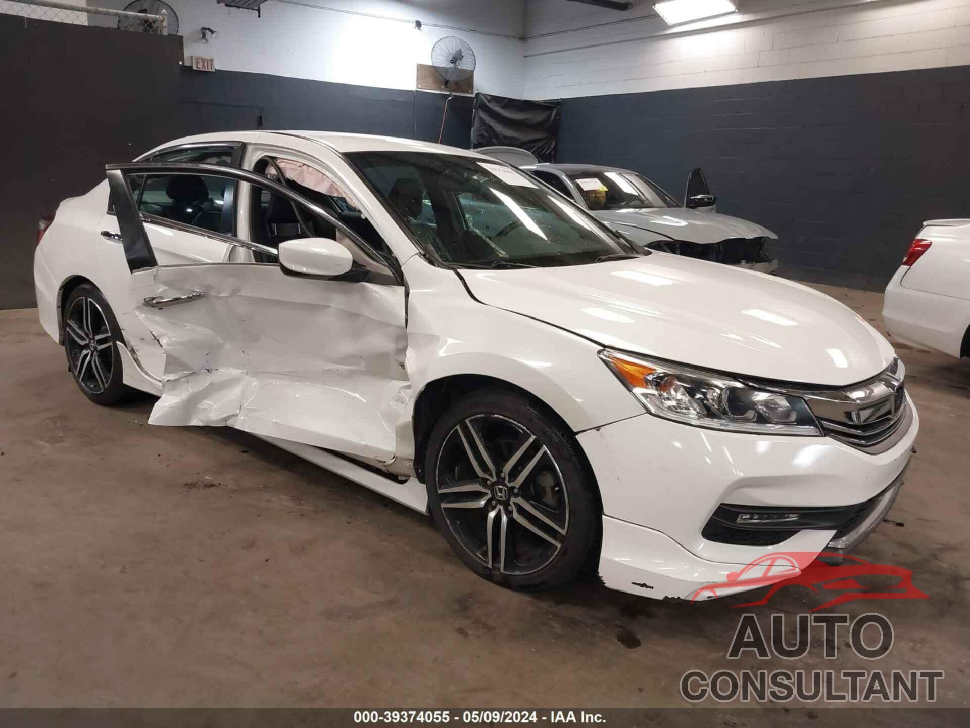 HONDA ACCORD 2017 - 1HGCR2F12HA137172
