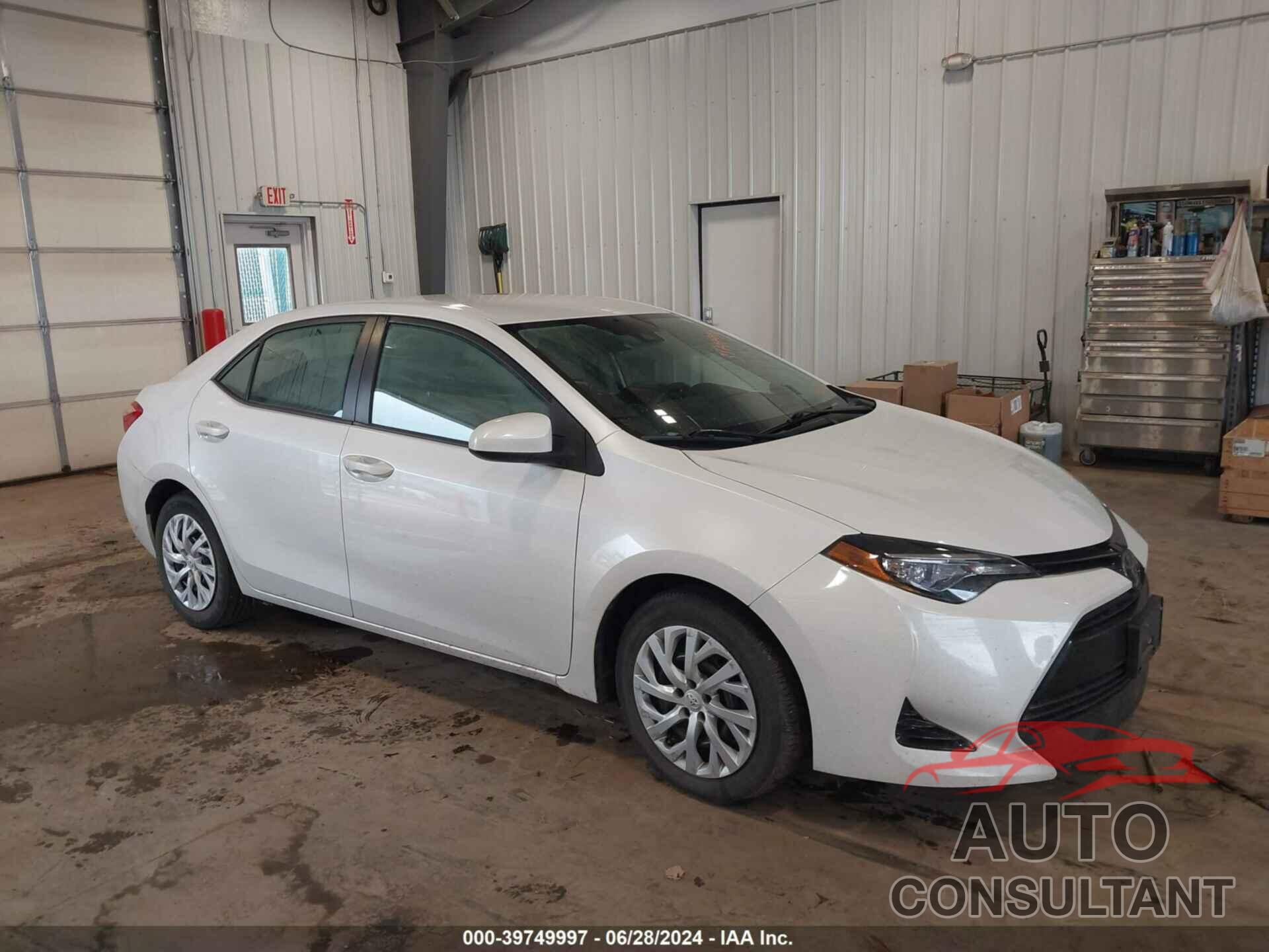 TOYOTA COROLLA 2017 - 5YFBURHE1HP651298