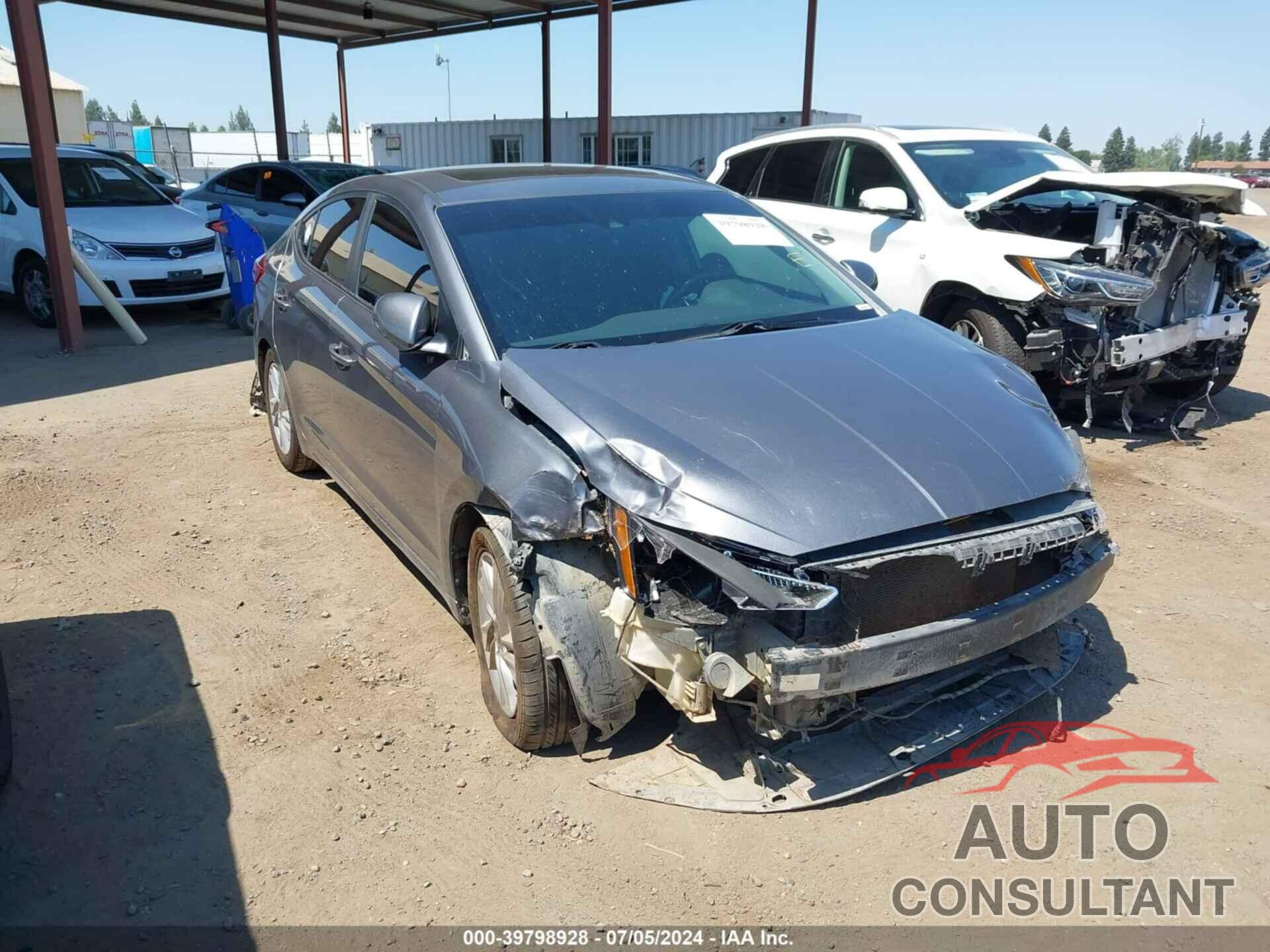 HYUNDAI ELANTRA 2019 - 5NPD84LF1KH494778