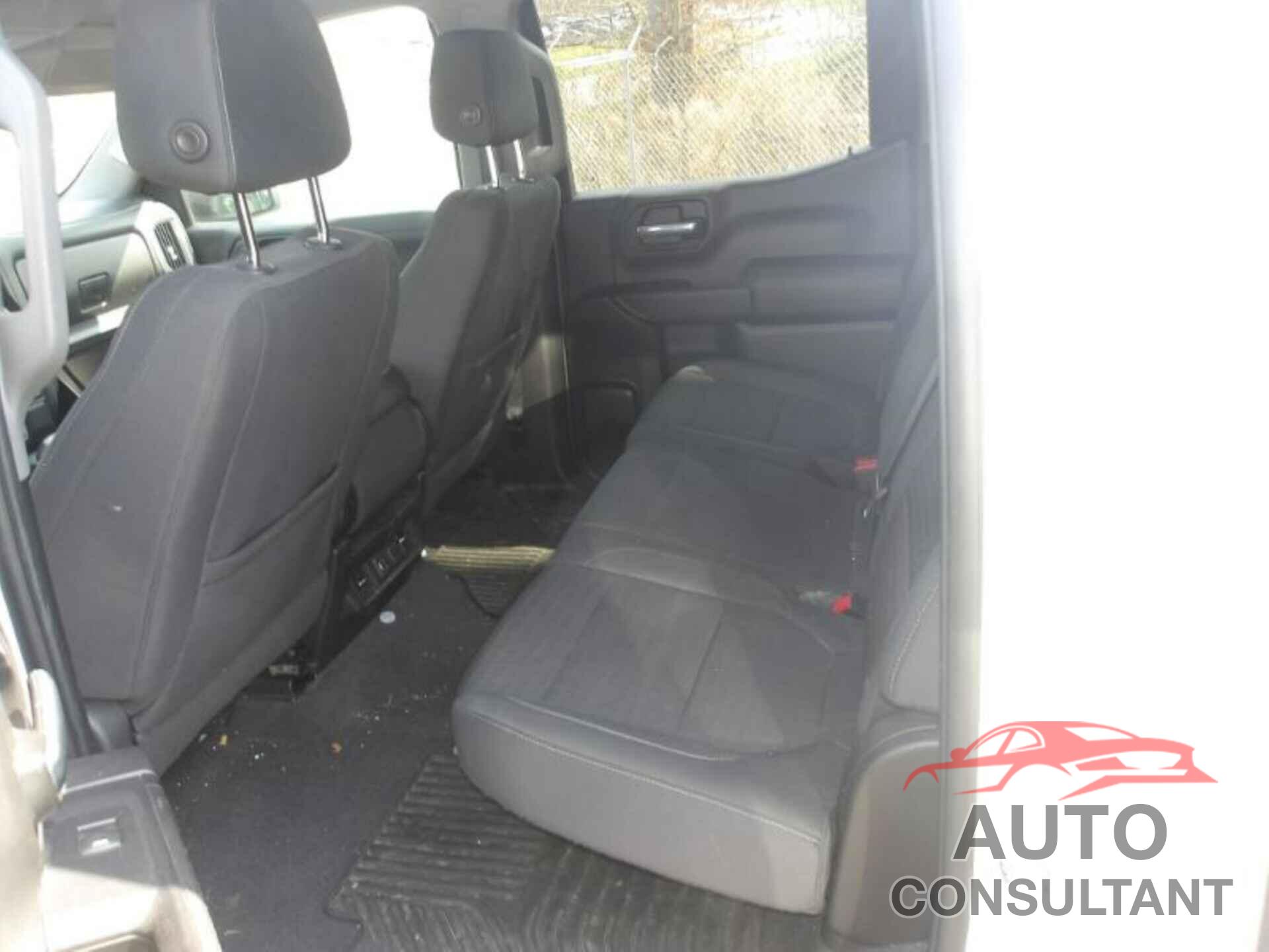 CHEVROLET SILVERADO 1500 2020 - 1GCUYDED2LZ301348