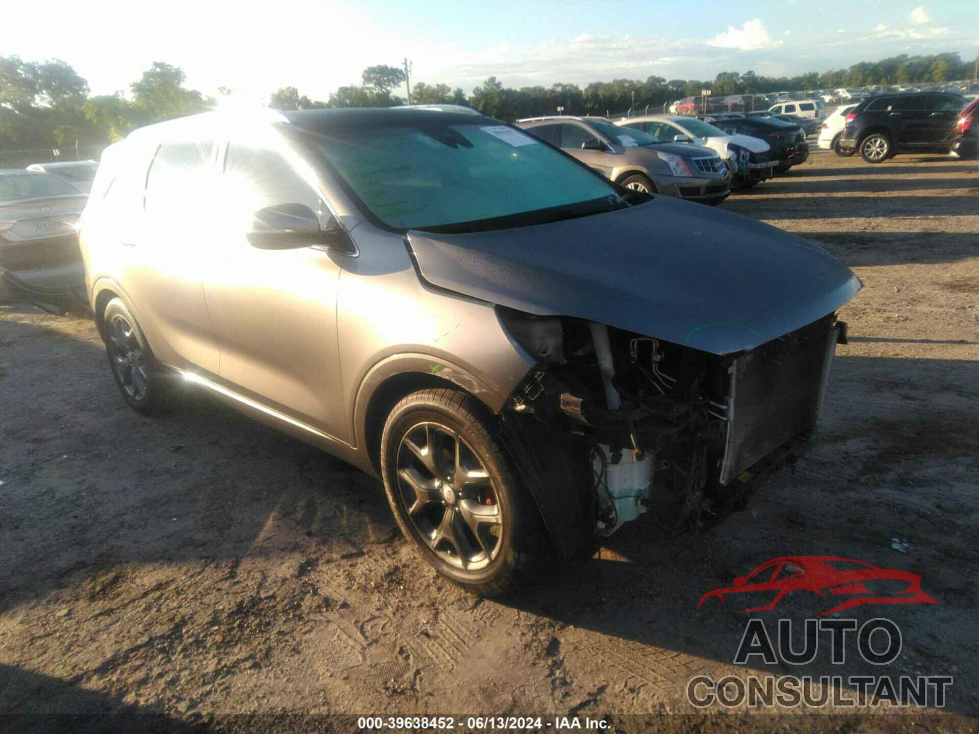 KIA SORENTO 2017 - 5XYPK4A50HG237328