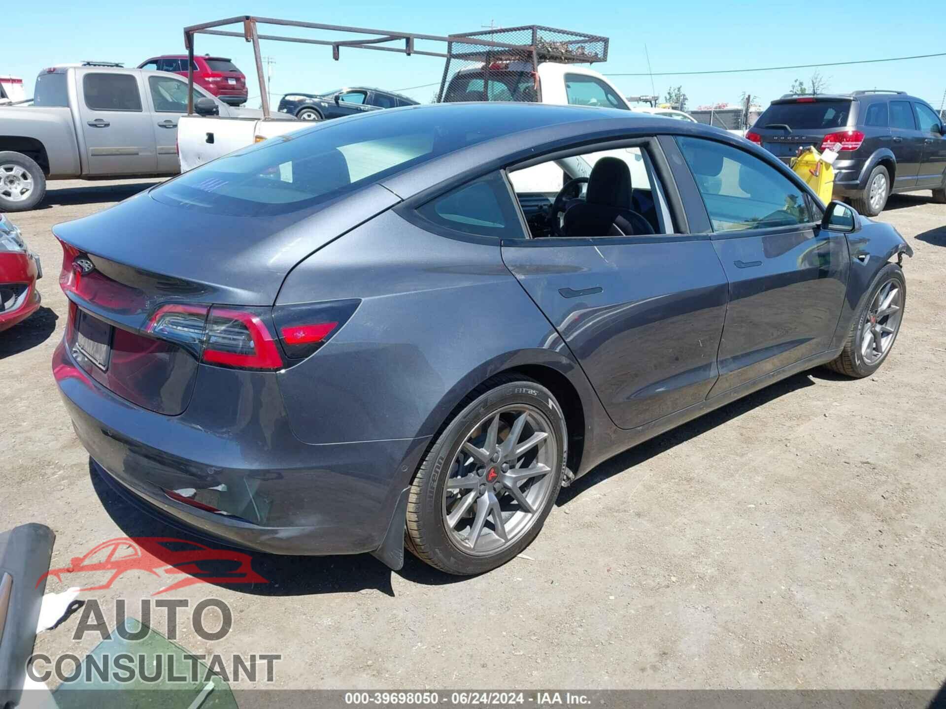 TESLA MODEL 3 2021 - 5YJ3E1EA8MF994698