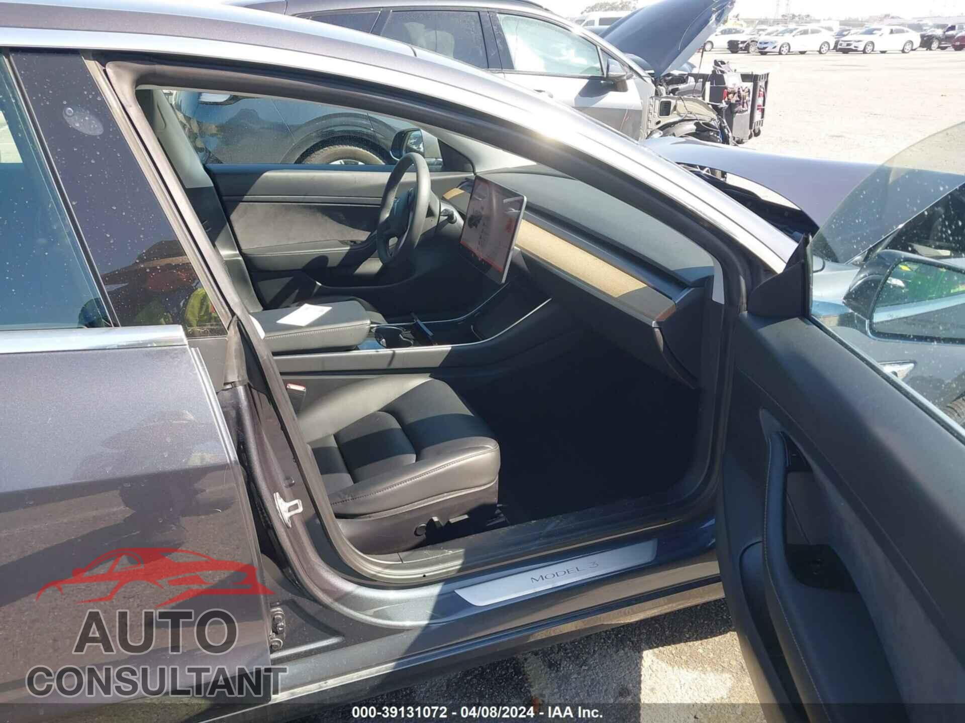TESLA MODEL 3 2020 - 5YJ3E1EA3LF806135