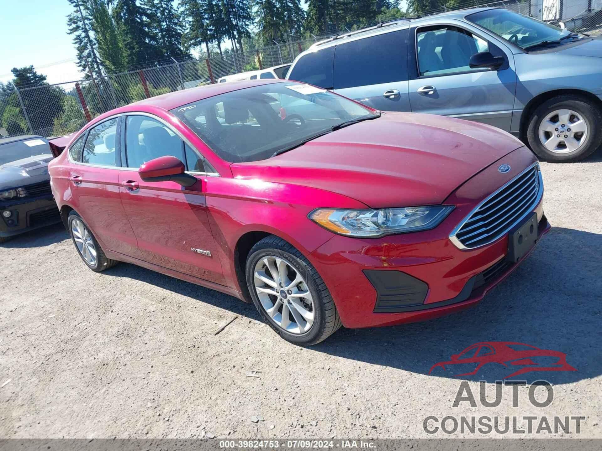 FORD FUSION HYBRID 2019 - 3FA6P0LU2KR205395