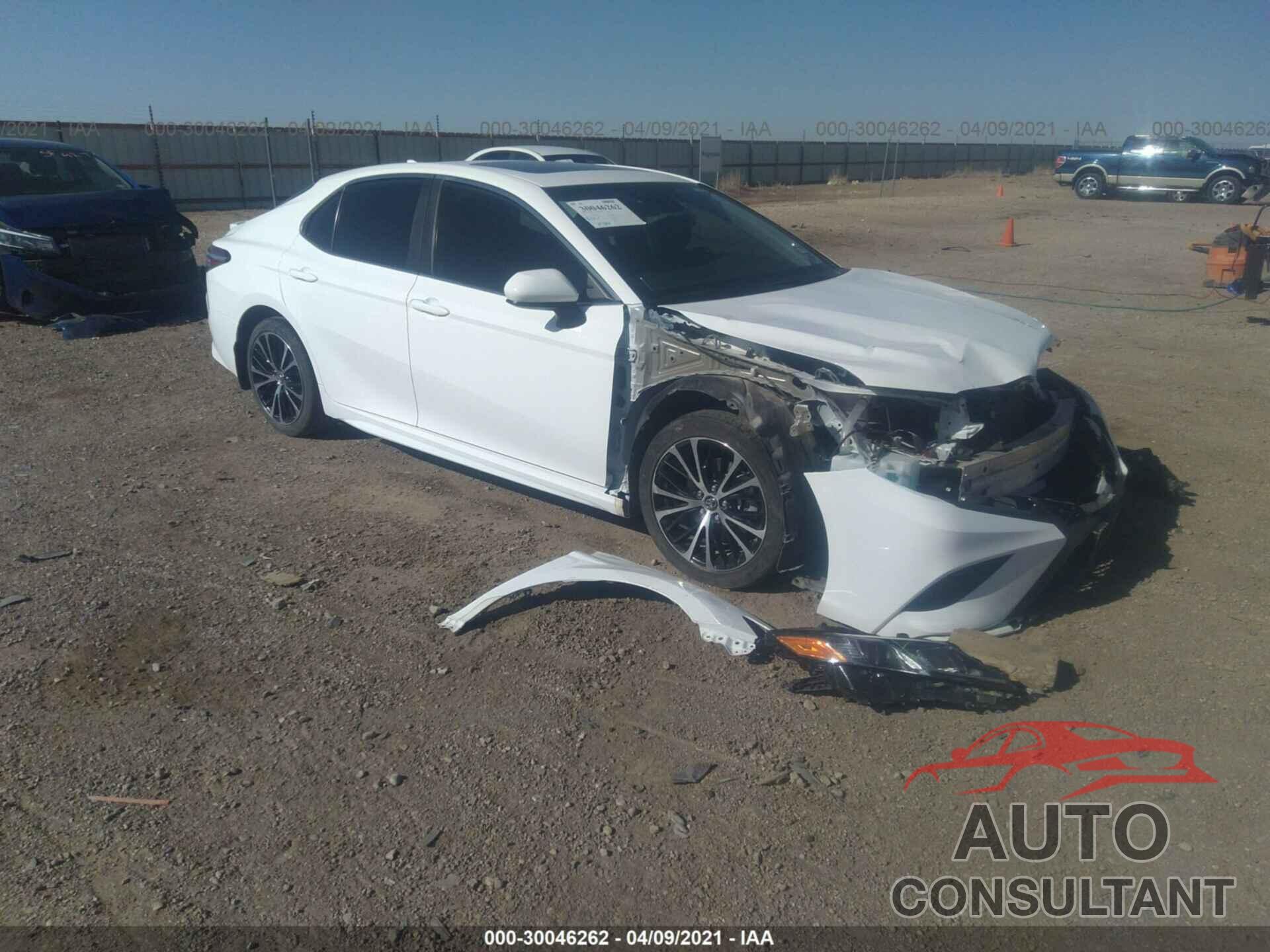 TOYOTA CAMRY 2019 - 4T1B11HK4KU170662